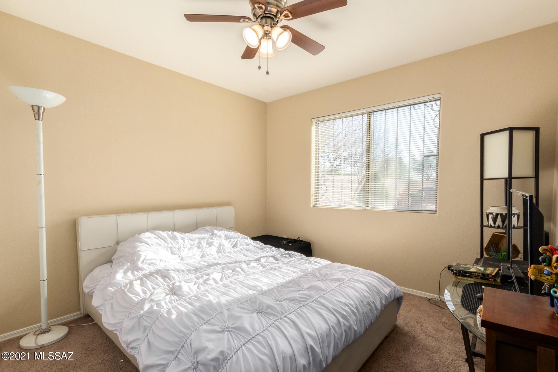 Mountain View Manor - Residential