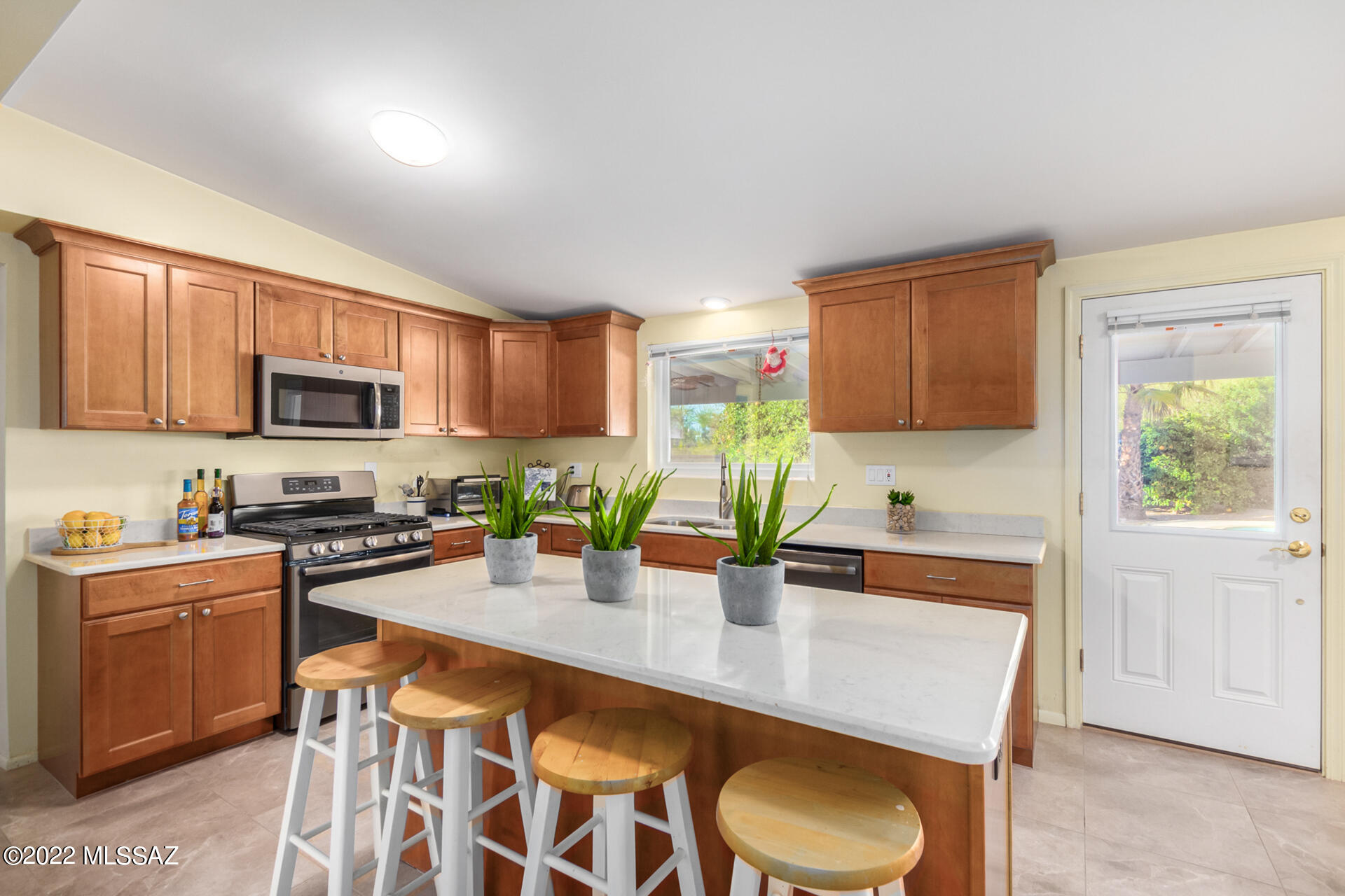 Los Arboles (1-20) - Residential