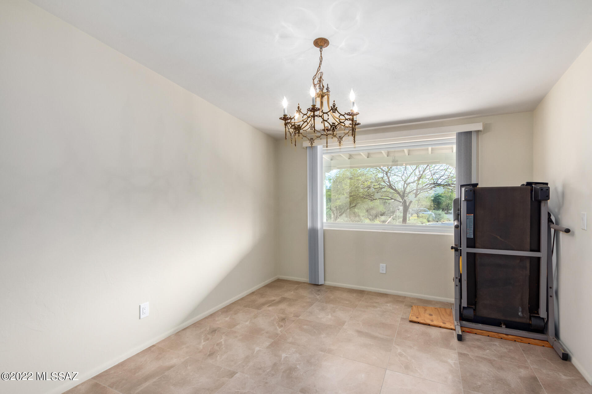 Los Arboles (1-20) - Residential