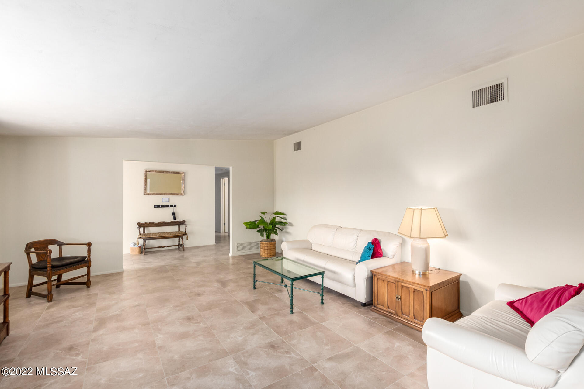 Los Arboles (1-20) - Residential