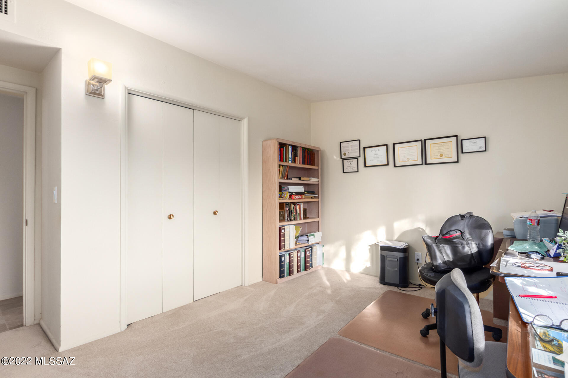 Los Arboles (1-20) - Residential