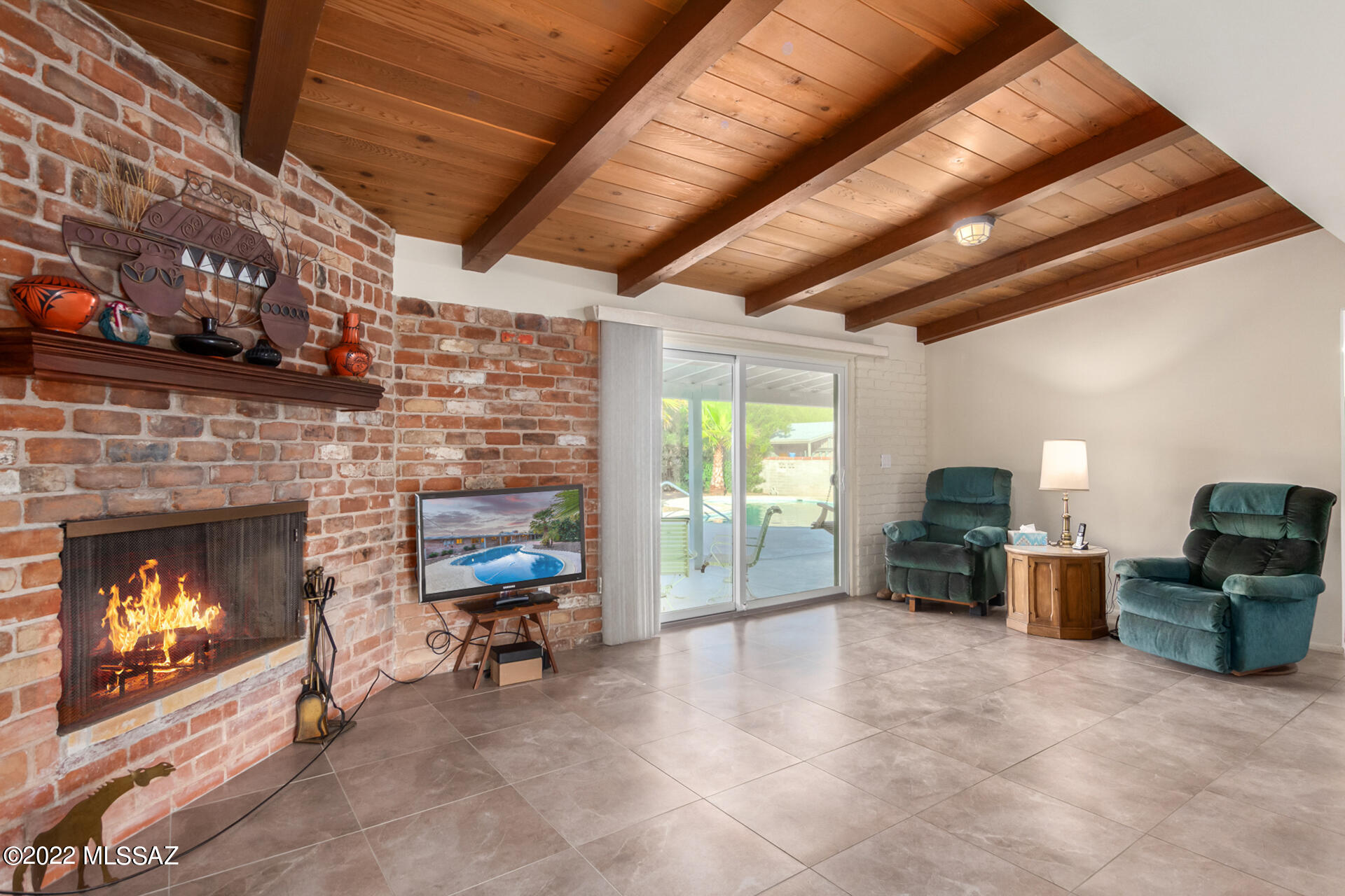 Los Arboles (1-20) - Residential