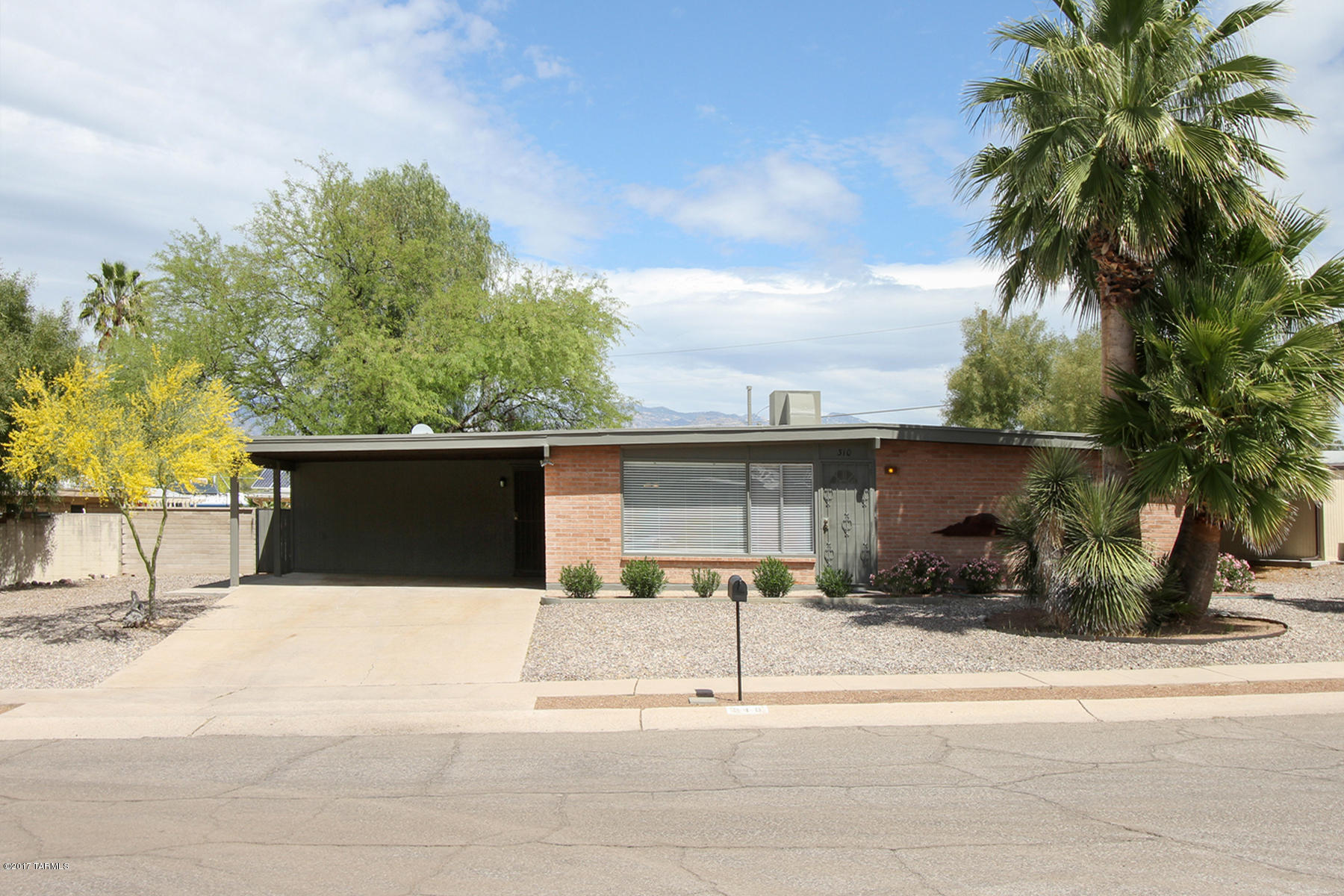Carriage Hill West (1-49) - Residential