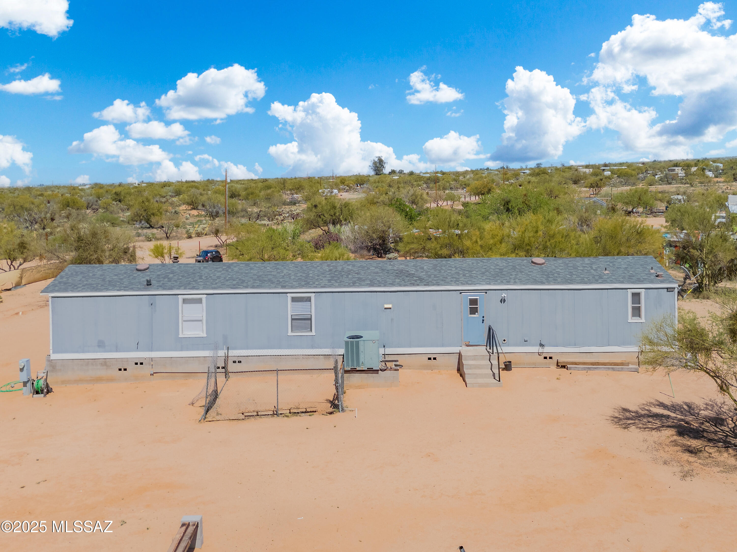 15371 W Cattle Trail