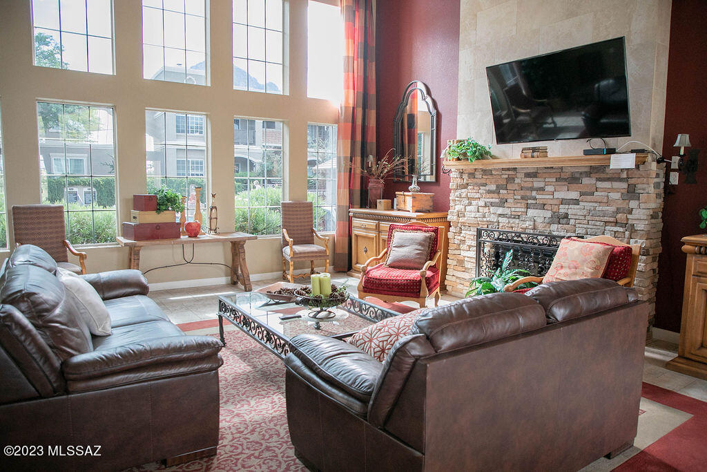 The Boulders at La Reserve Condominiums - Residential