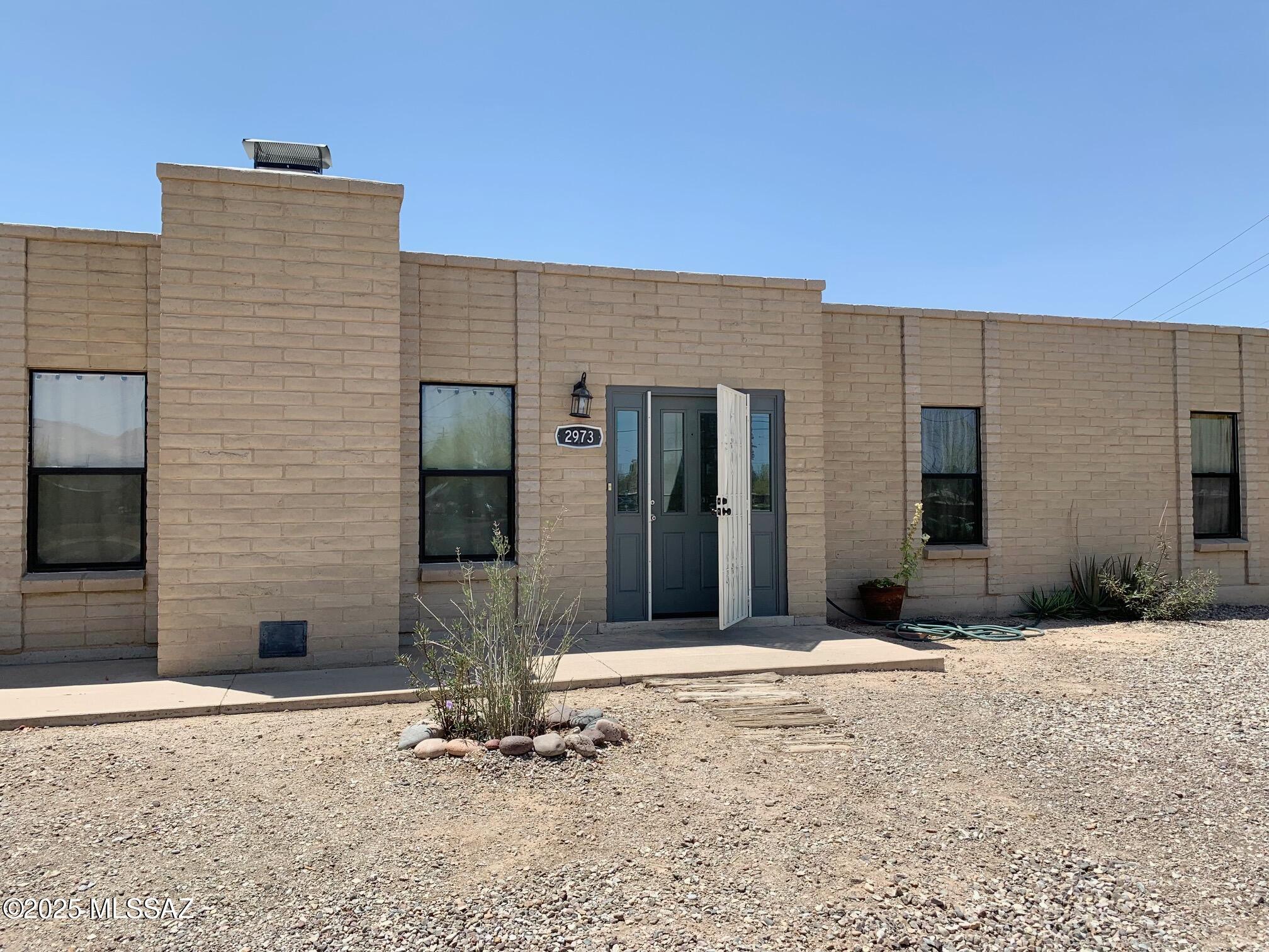 2973 S Kolb Road