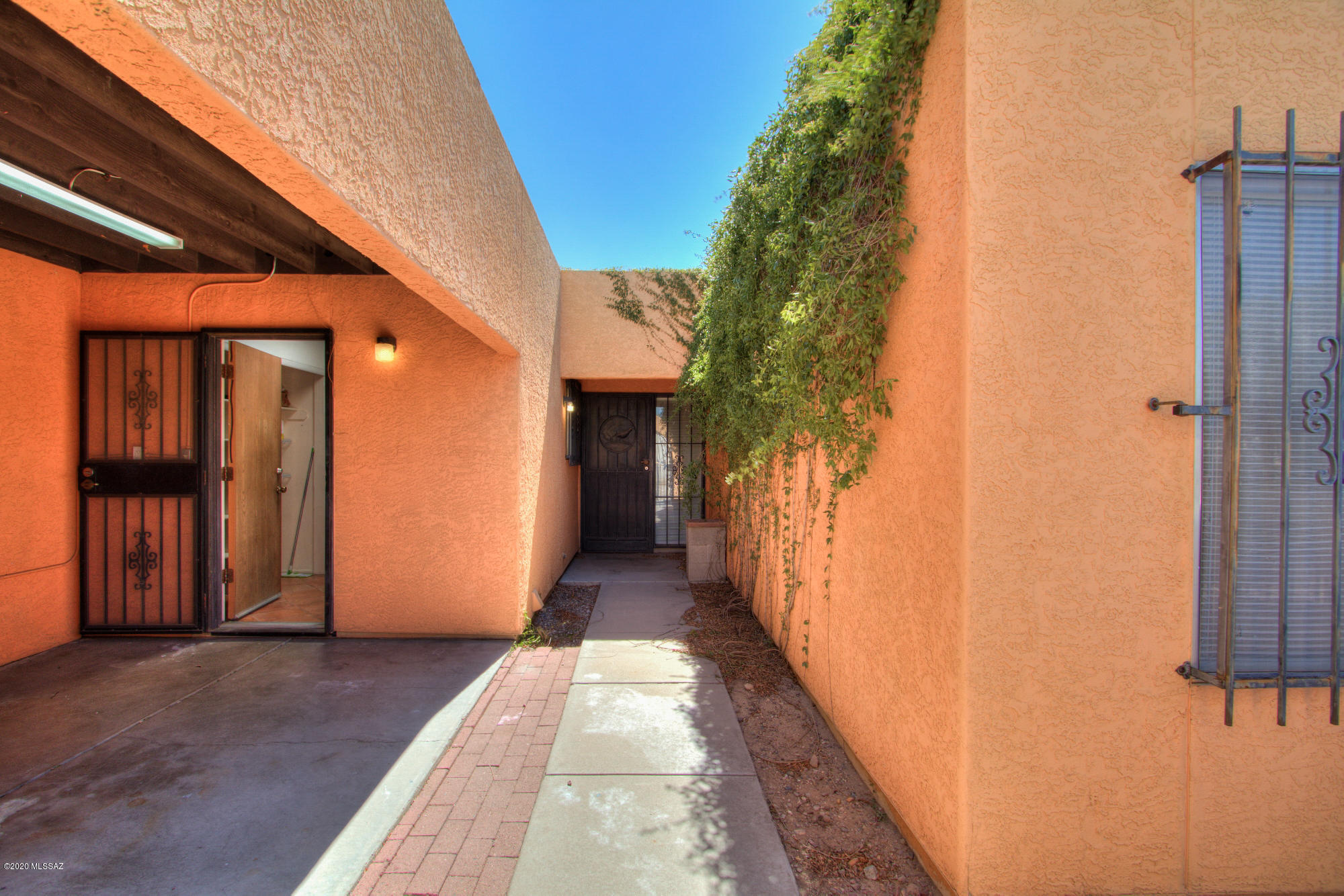 Cloverleaf Townhouses (1-63) - Residential