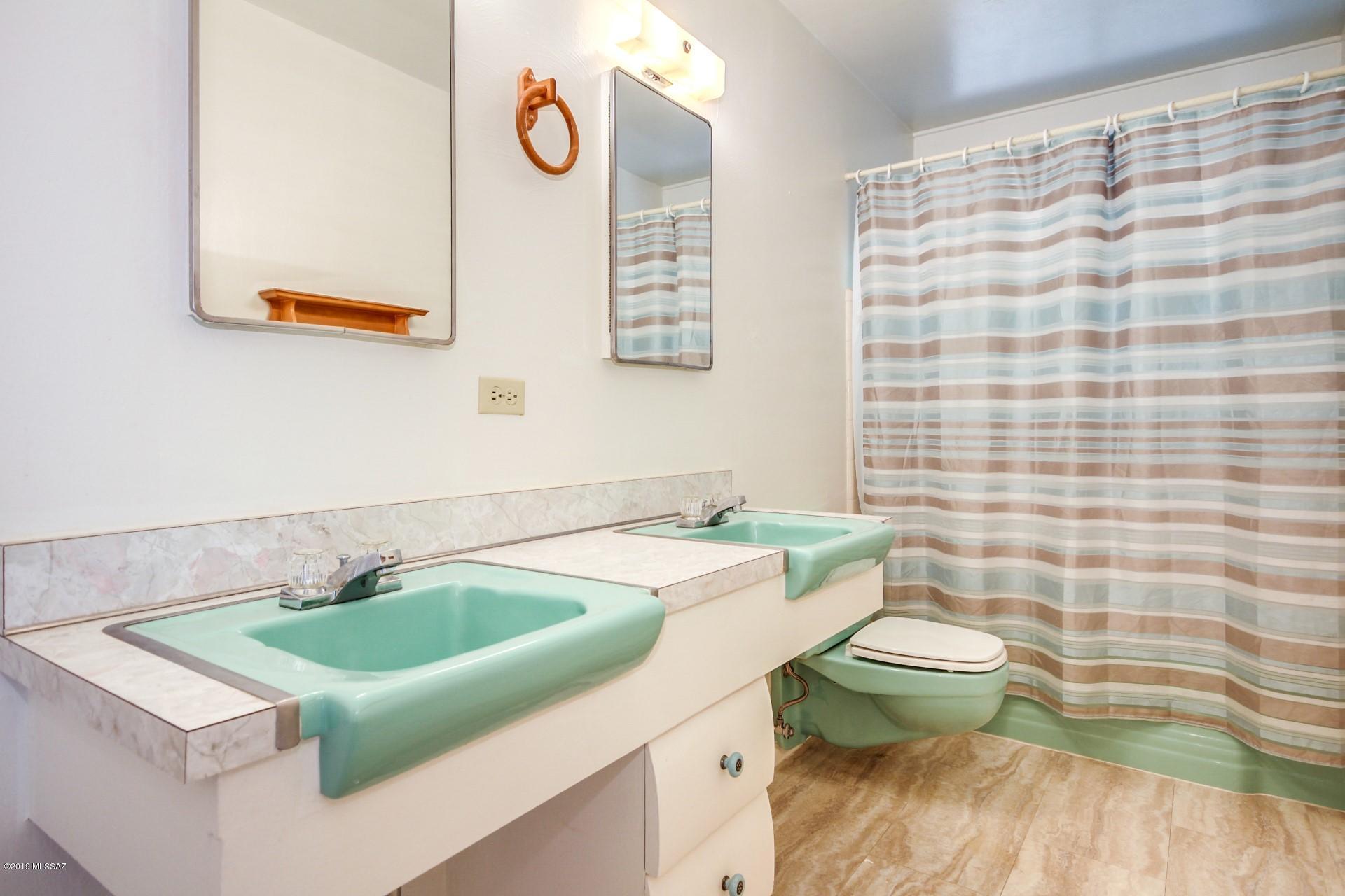 Indian Ridge Terrace (33-109) - Residential