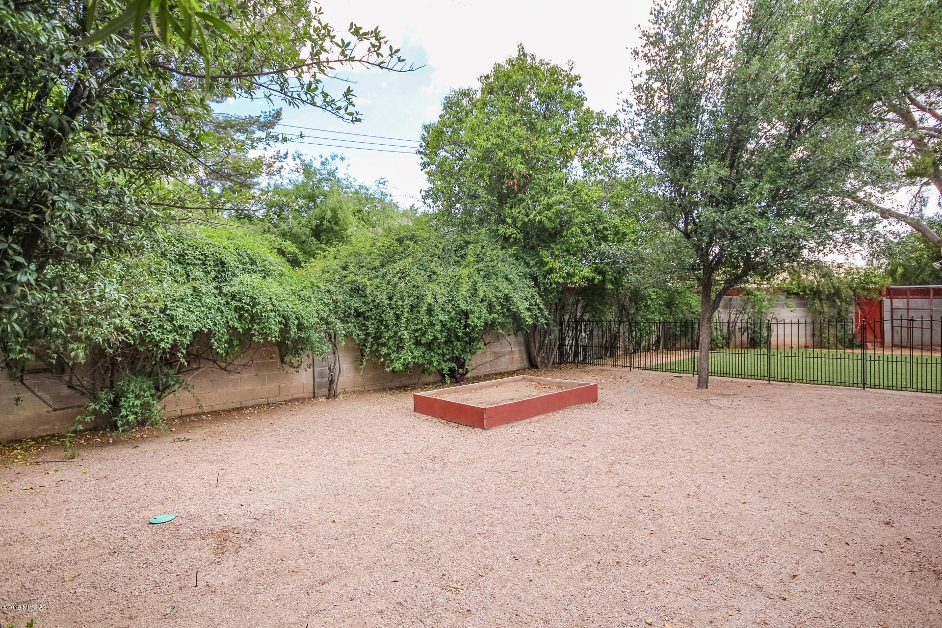 Indian Ridge Terrace (33-109) - Residential