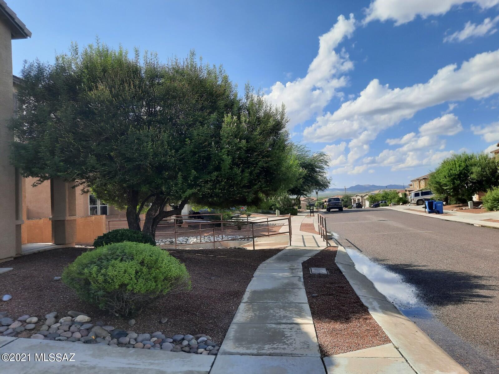 Black Horse (1-411) - Residential