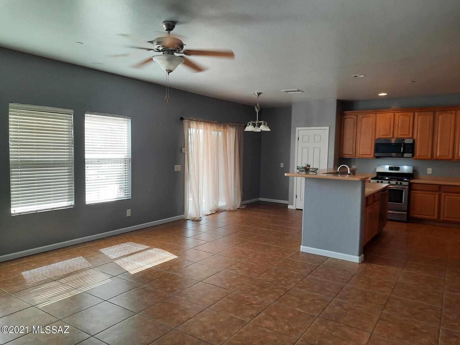Black Horse (1-411) - Residential