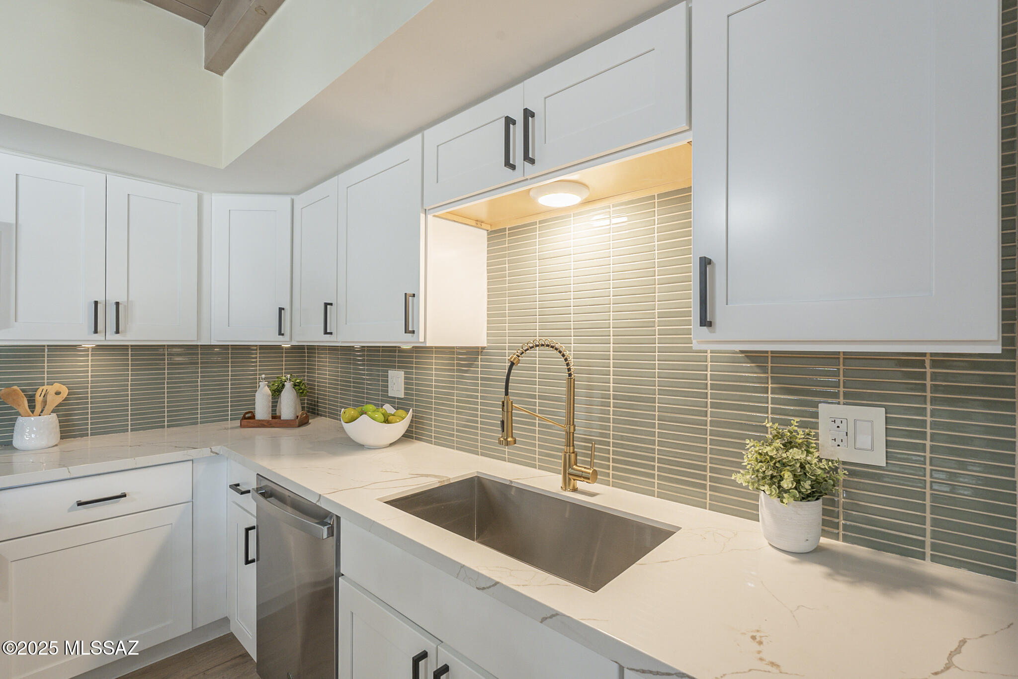 Crest View - Residential