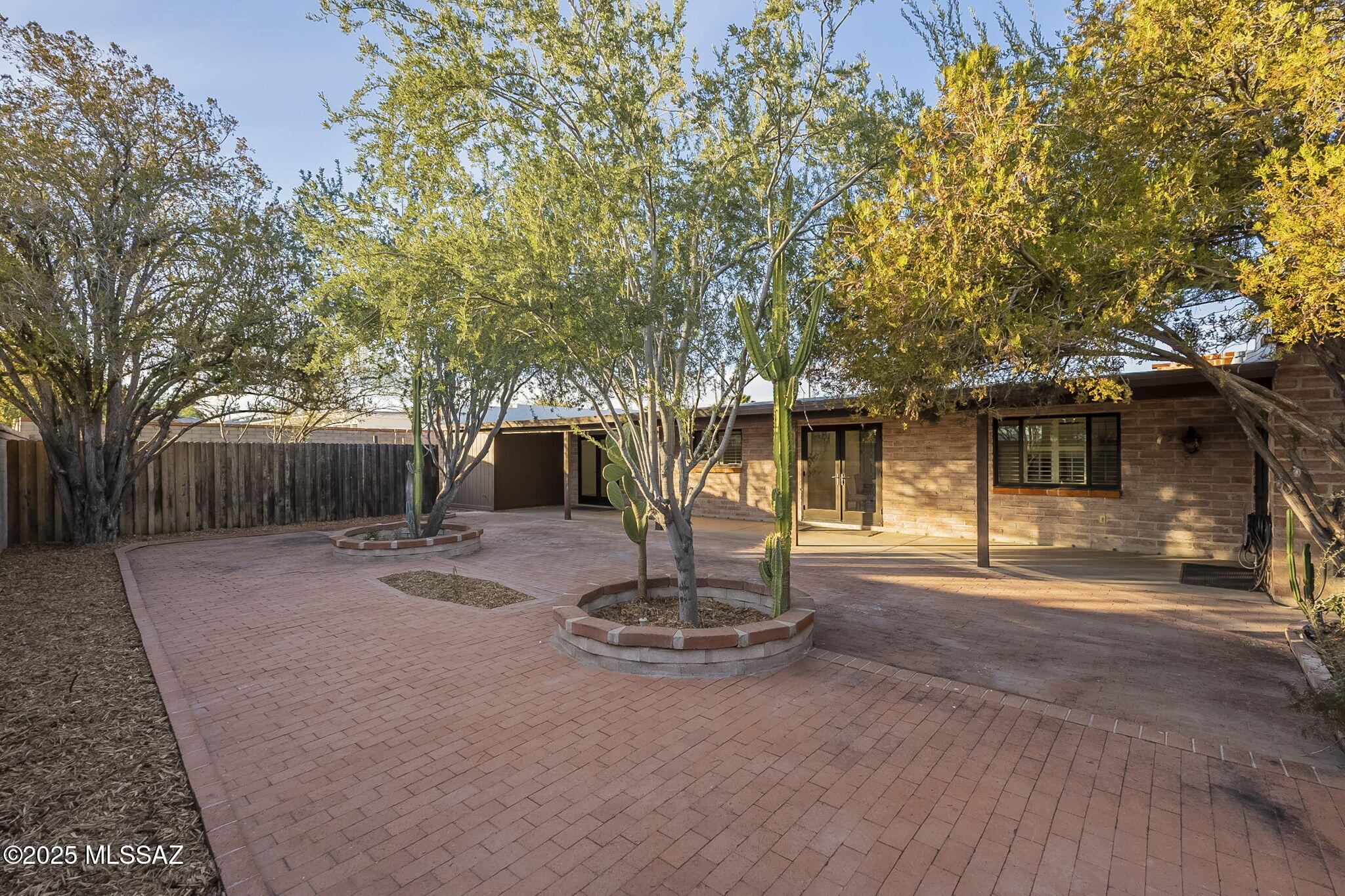 Crest View - Residential