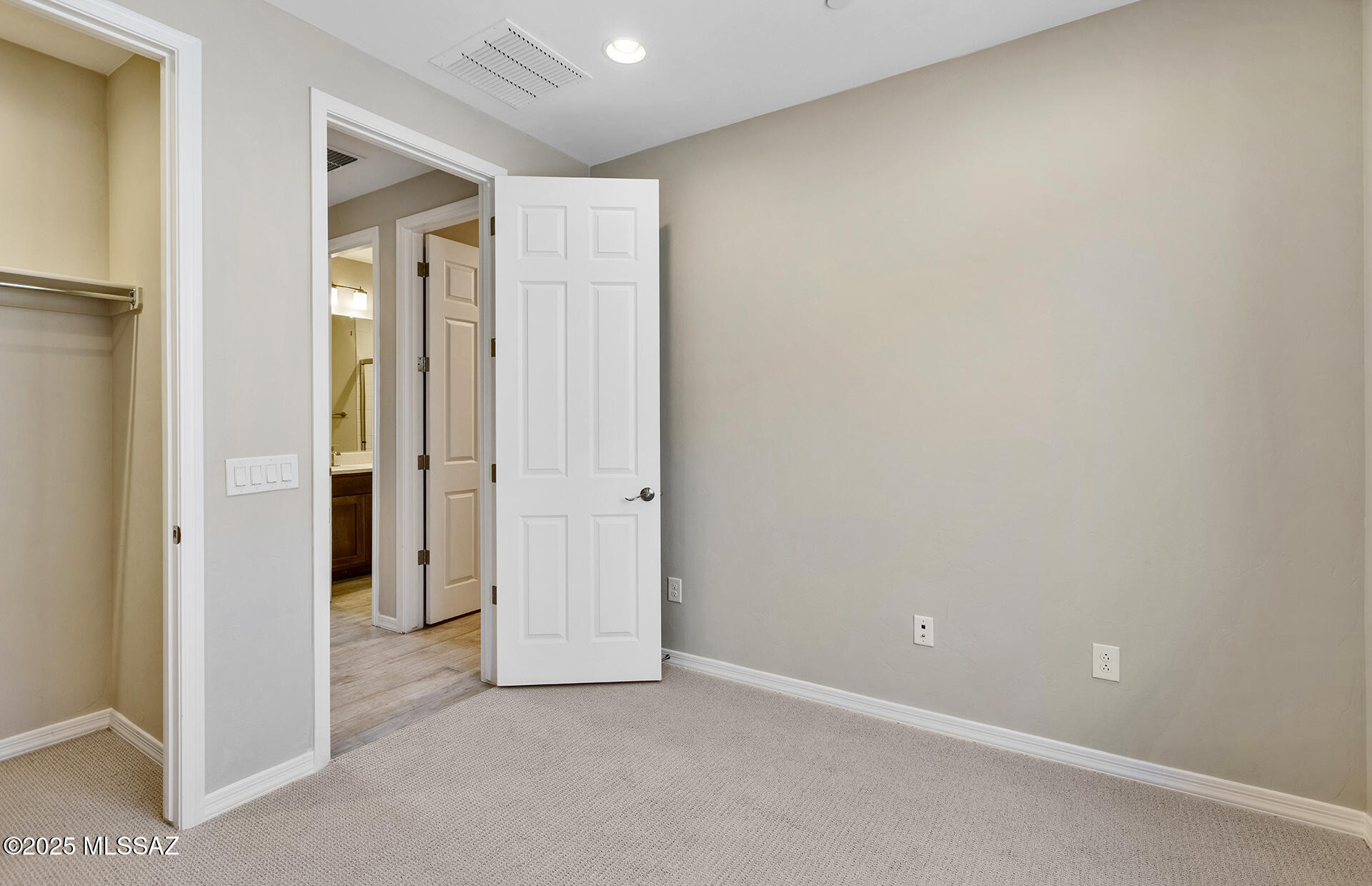 13441 N Sanidine Drive