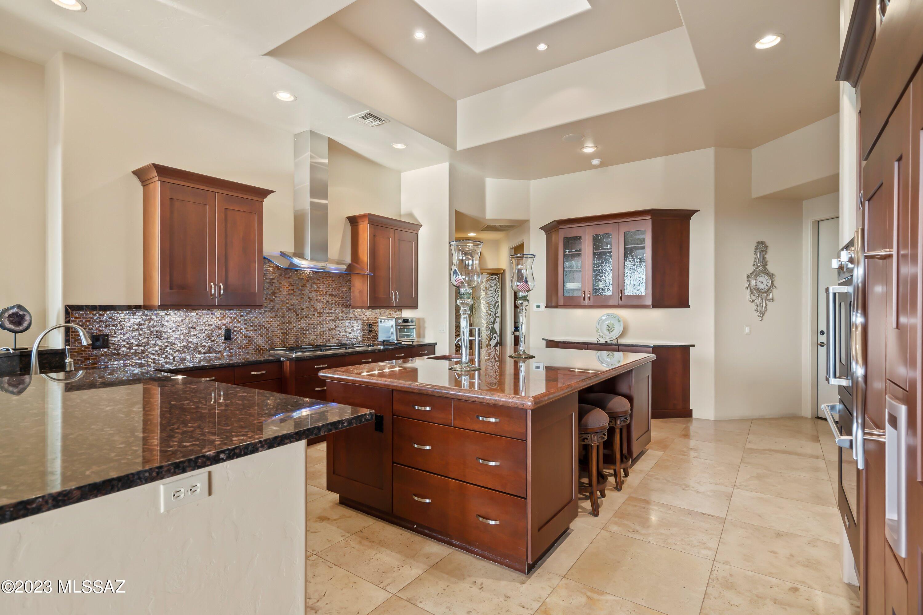 Sabino Mountain (1-290) - Residential