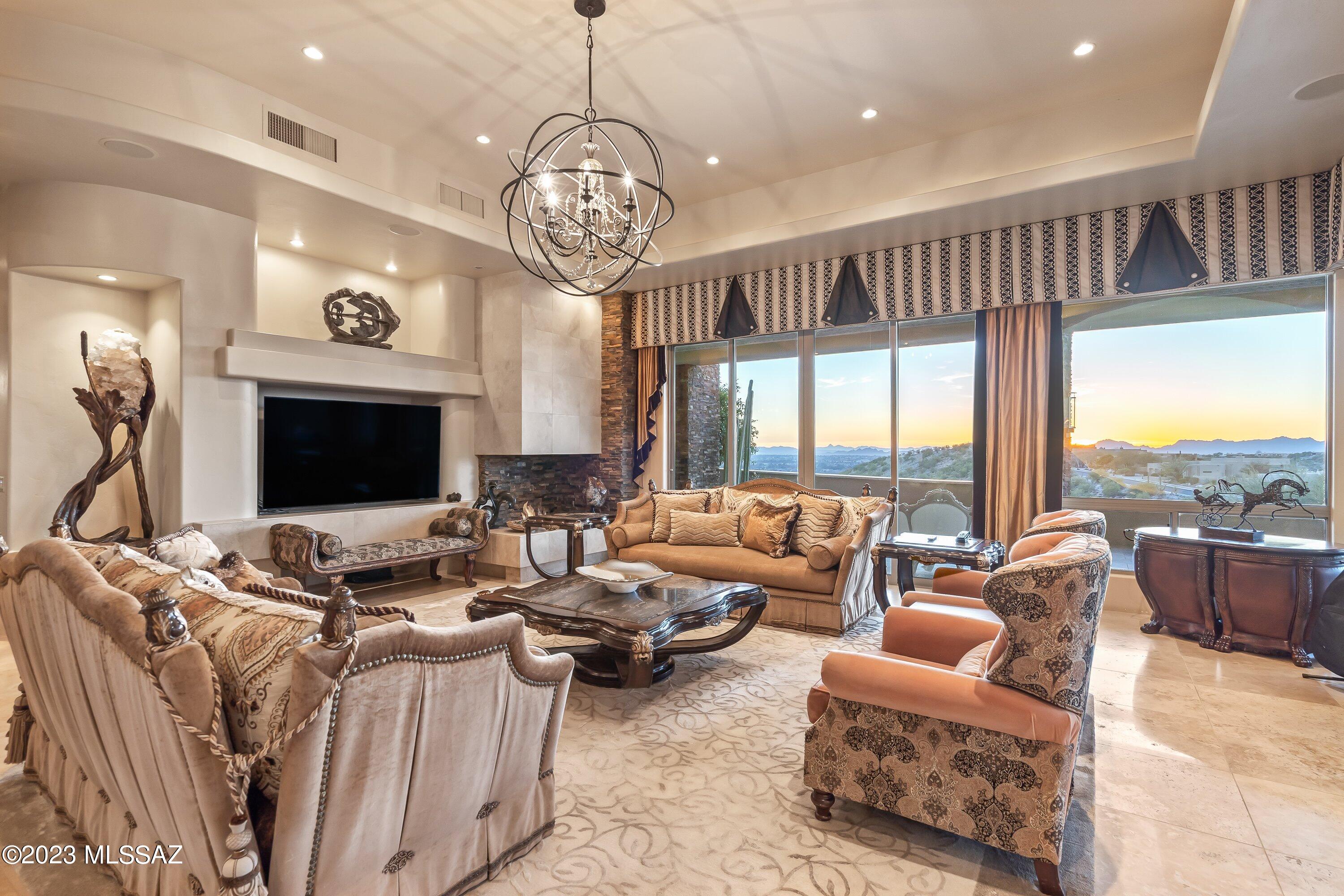 Sabino Mountain (1-290) - Residential