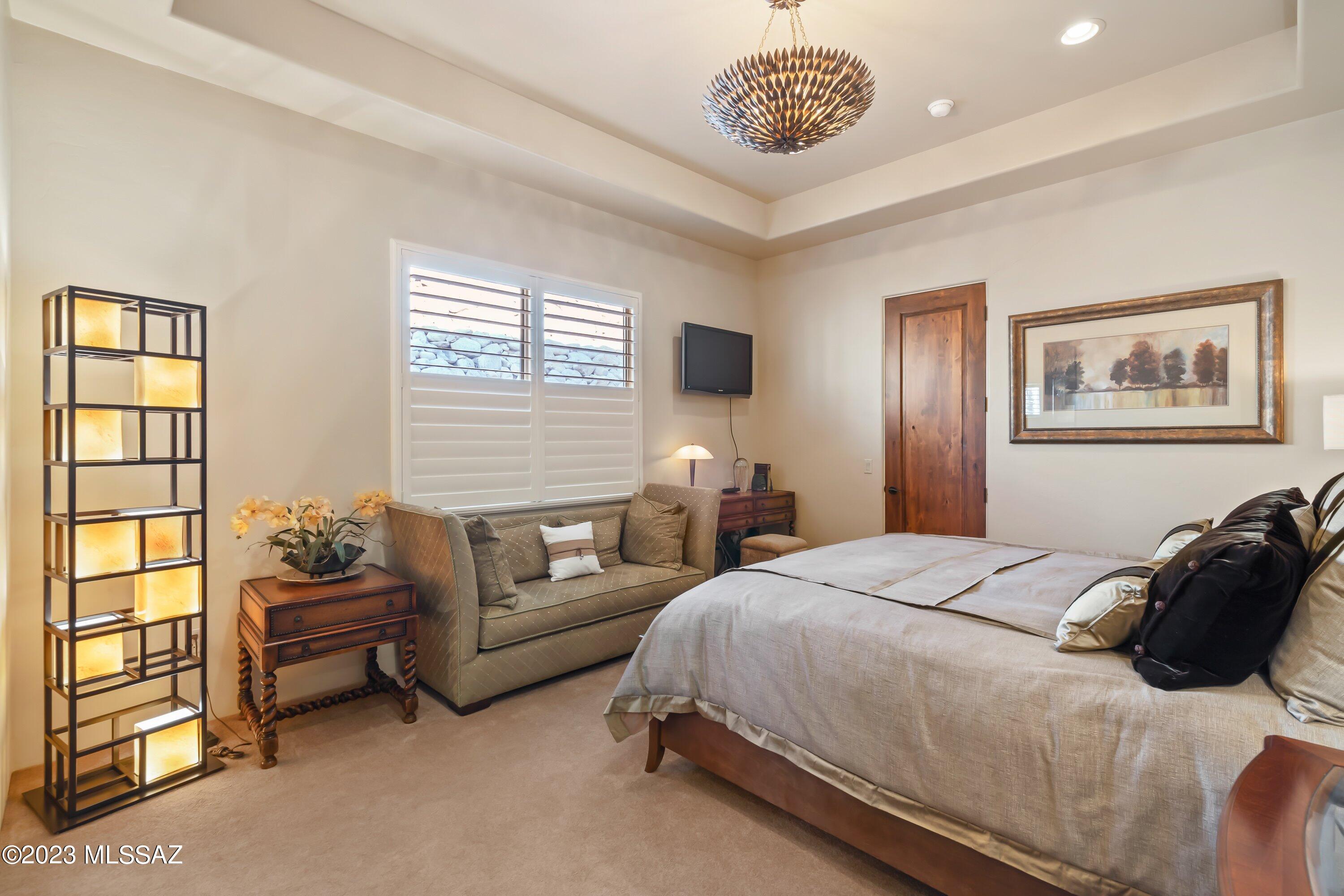 Sabino Mountain (1-290) - Residential