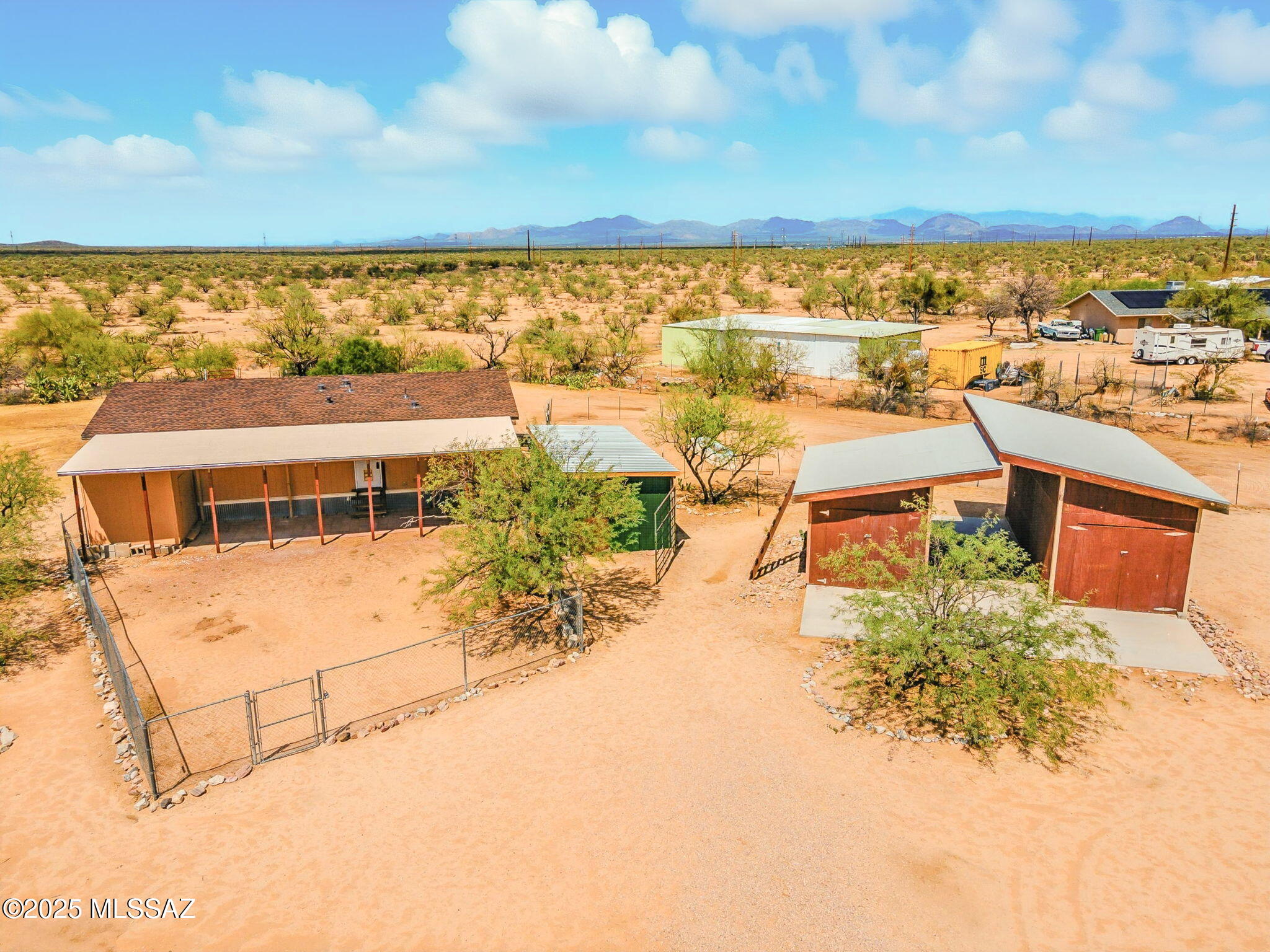 8925 S Comanche Road