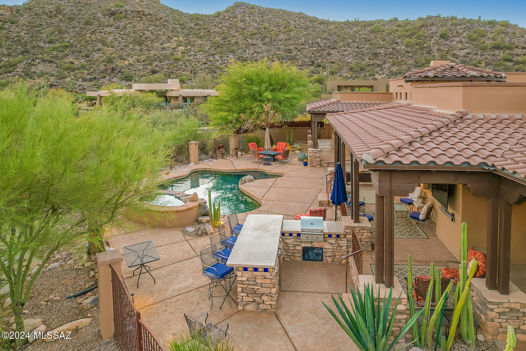 Canyon Pass At Dove Mountain - Residential