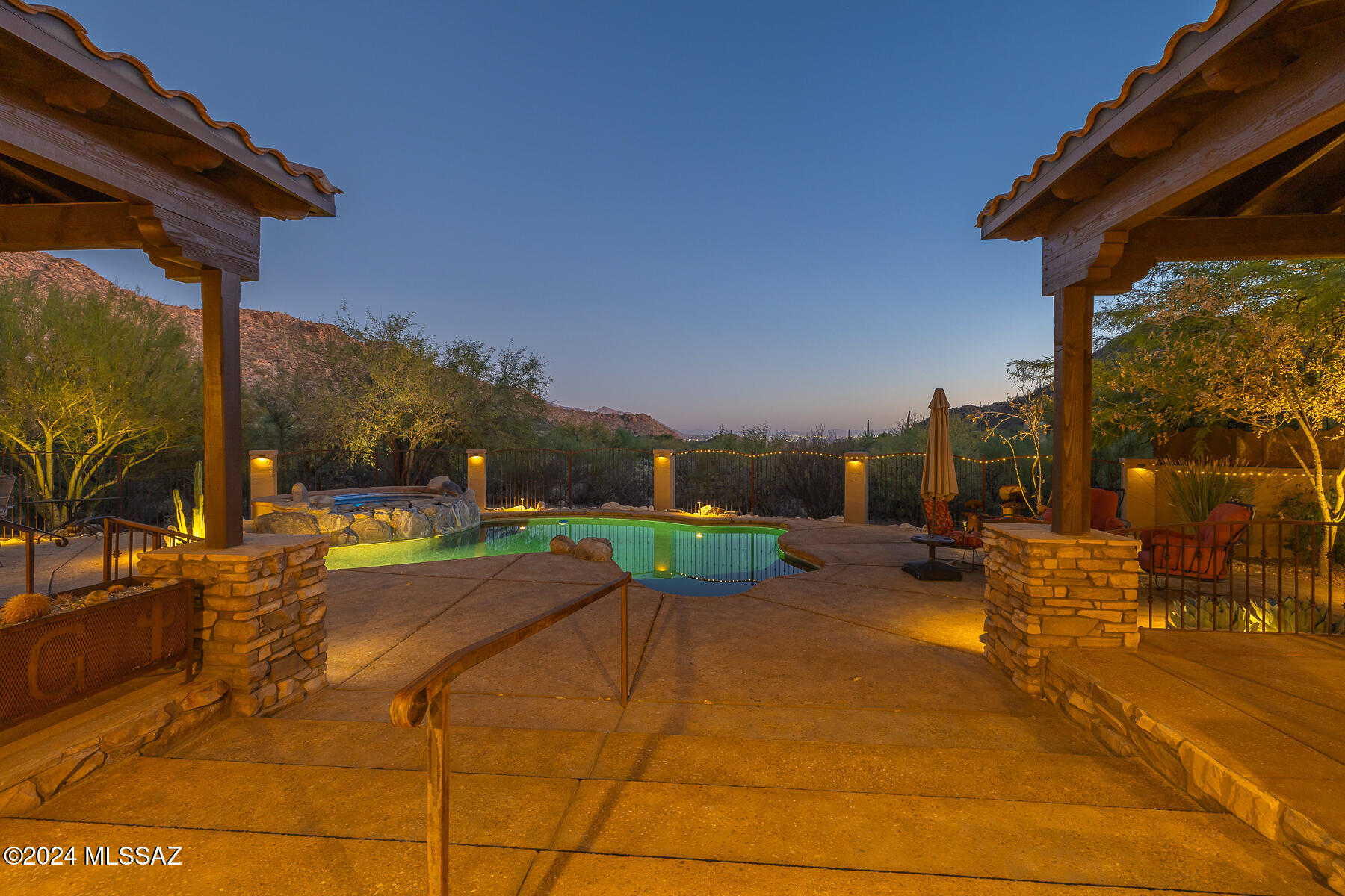 Canyon Pass At Dove Mountain - Residential