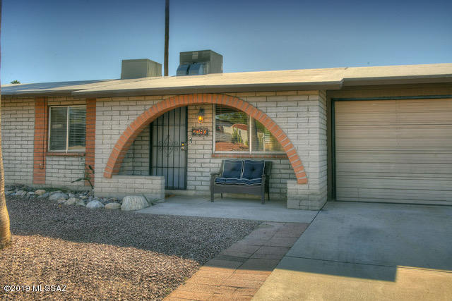 Casas Adobes Park (94-194) - Residential