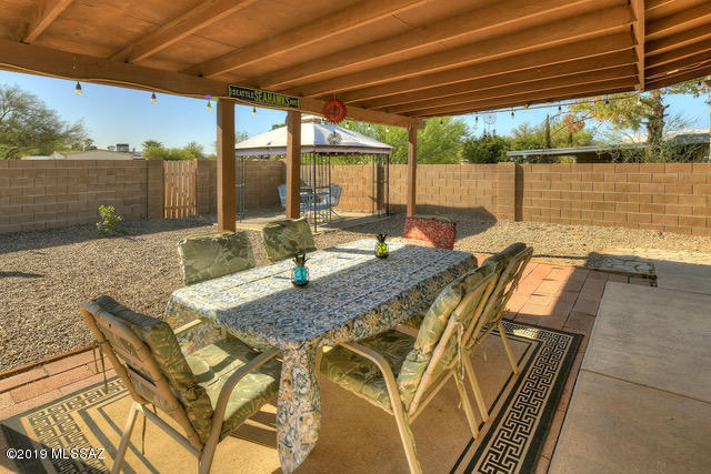 Casas Adobes Park (94-194) - Residential