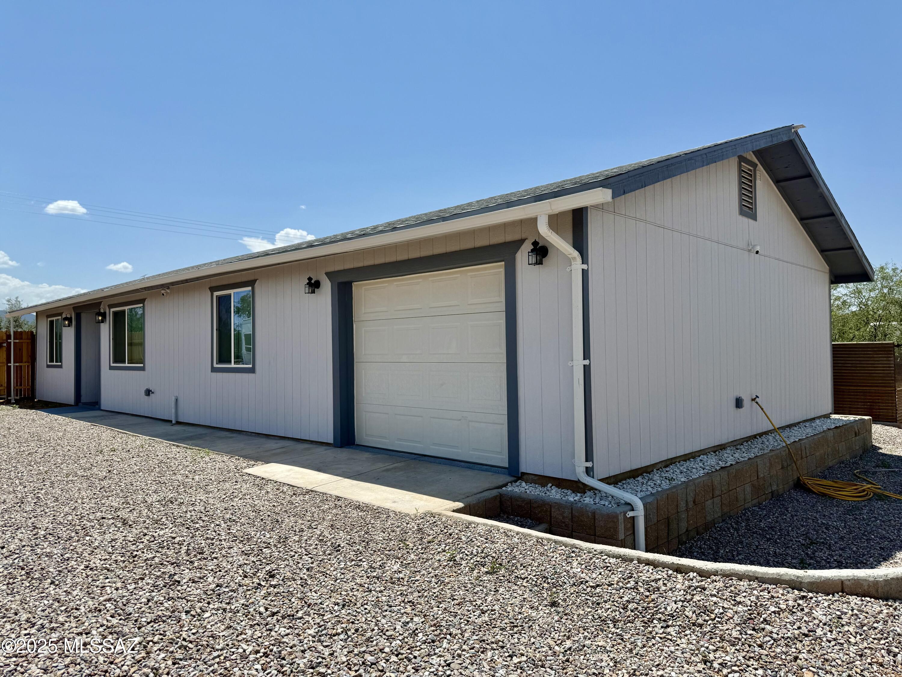 Mescal Lakes - Residential