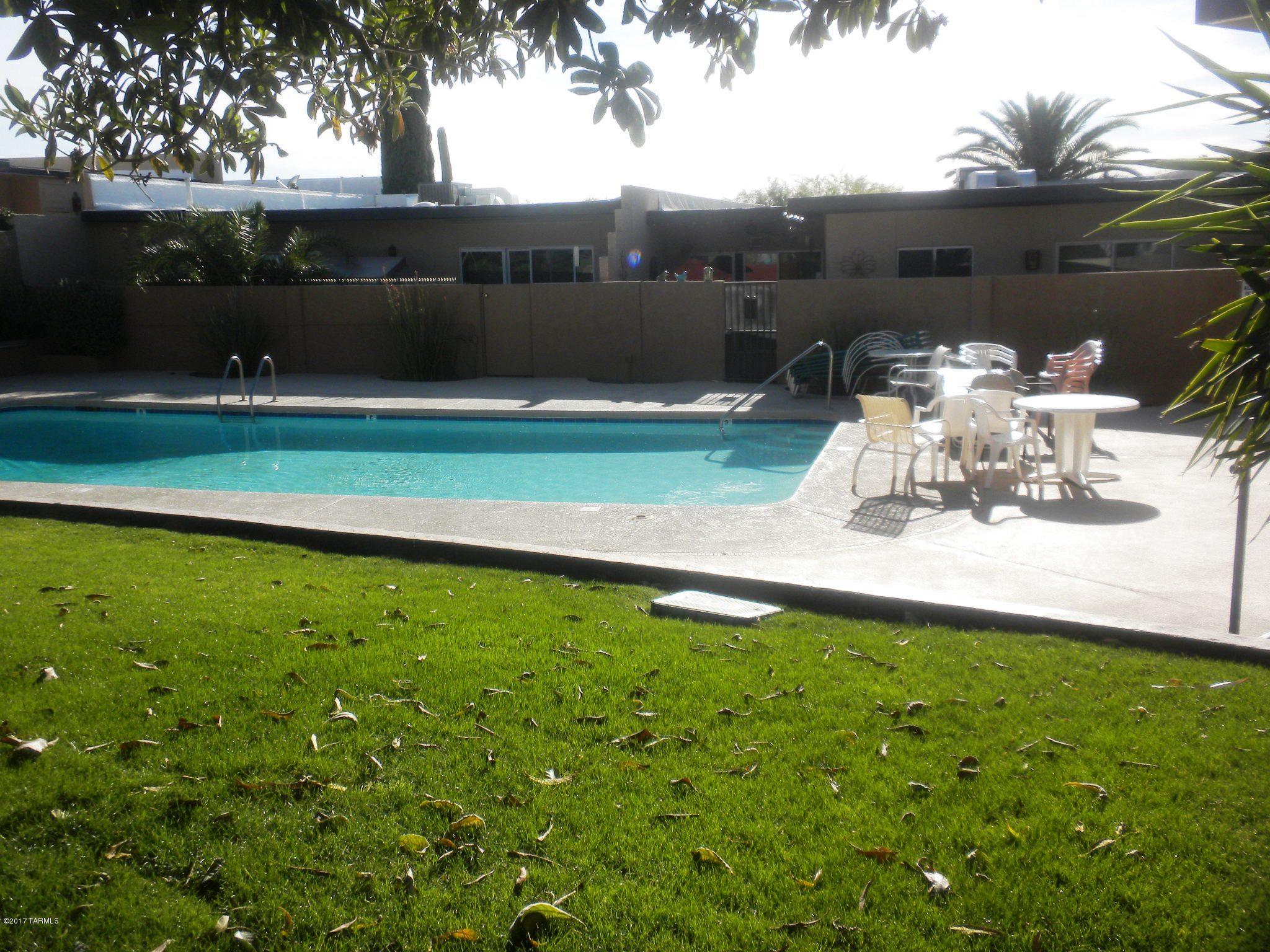Sunnyslope Townhouses(1-91) - Residential