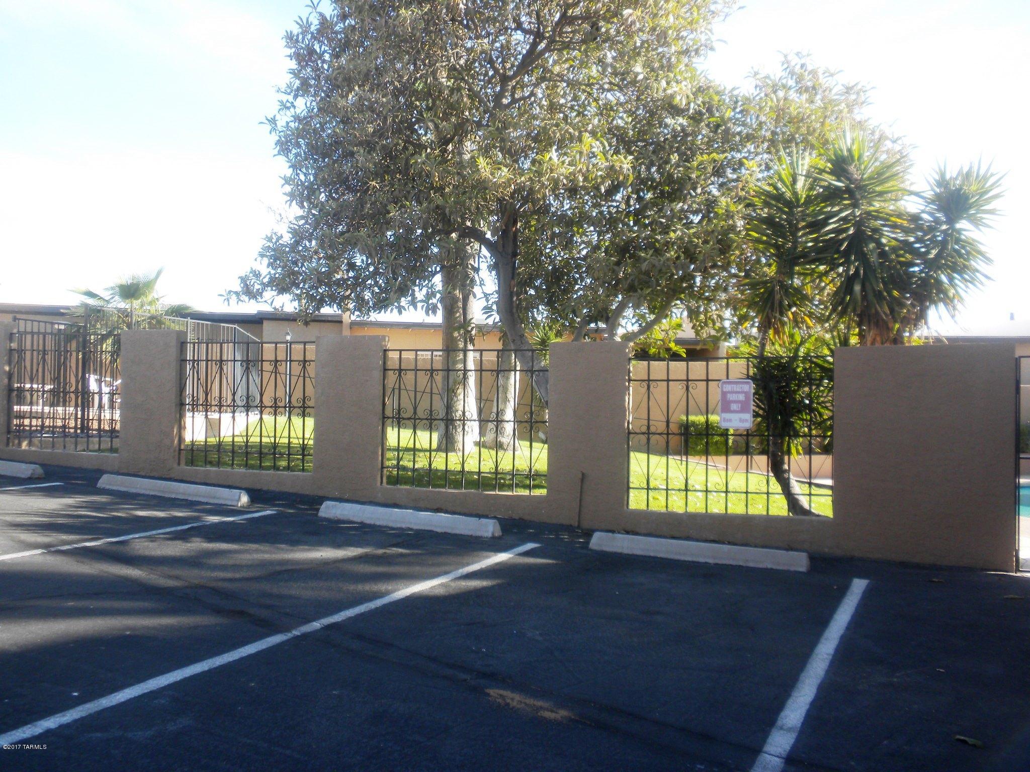 Sunnyslope Townhouses(1-91) - Residential