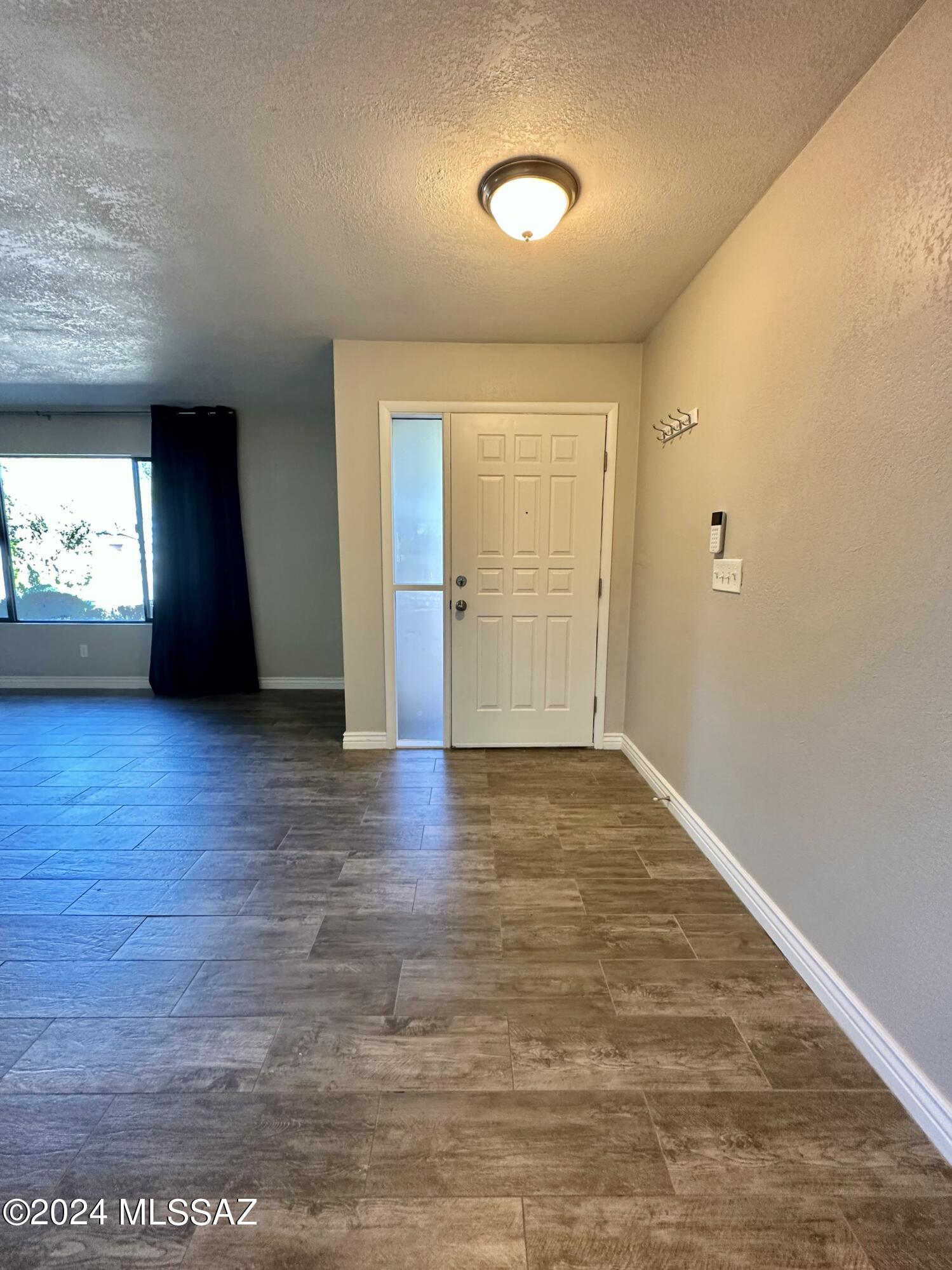 Paseo Vista (1-234) - Residential Lease