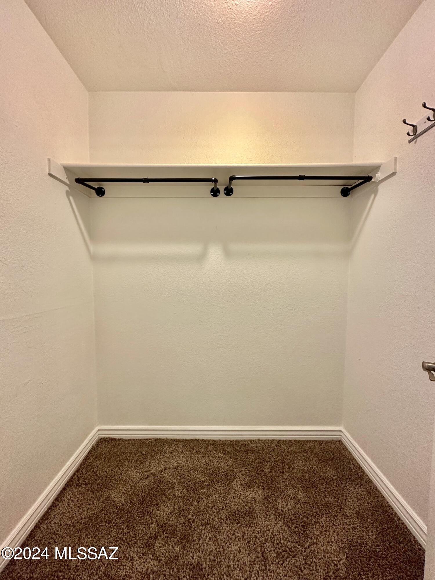 Paseo Vista (1-234) - Residential Lease