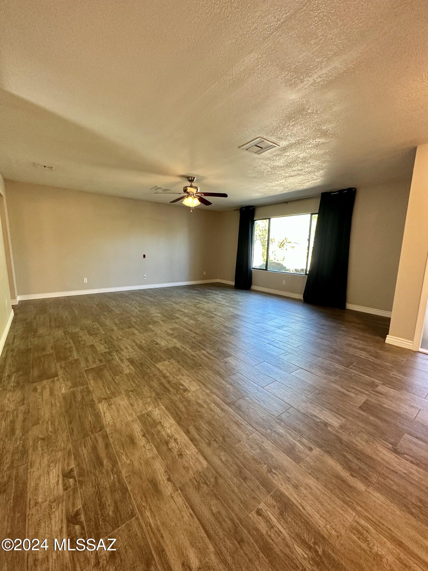Paseo Vista (1-234) - Residential Lease
