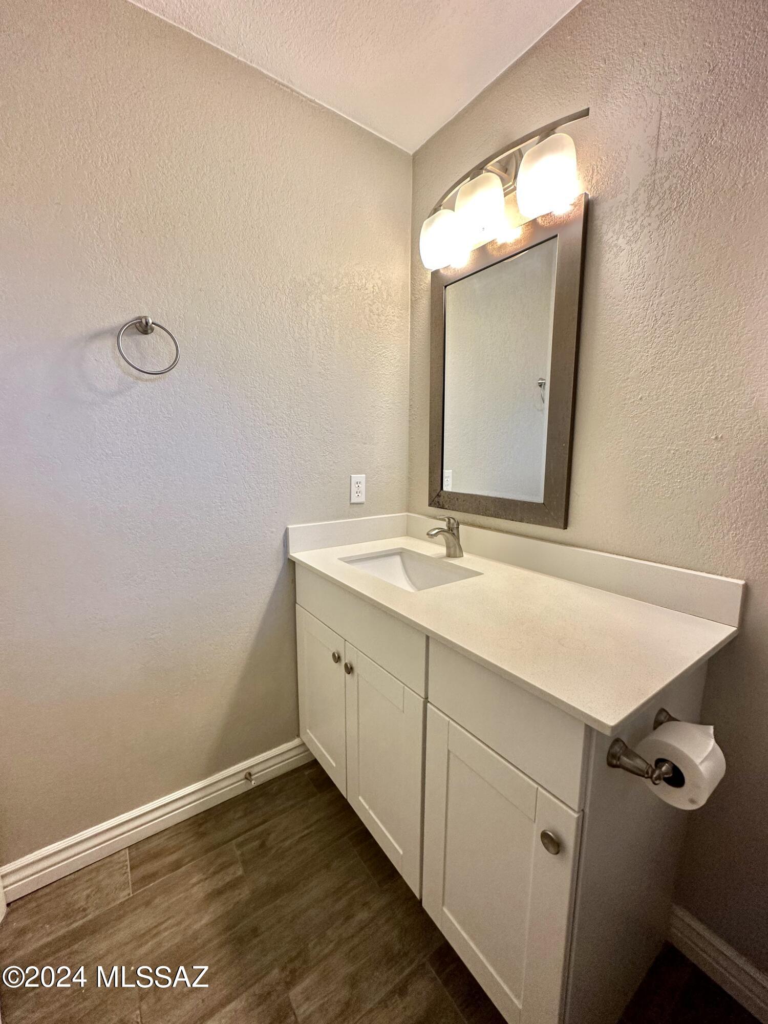 Paseo Vista (1-234) - Residential Lease