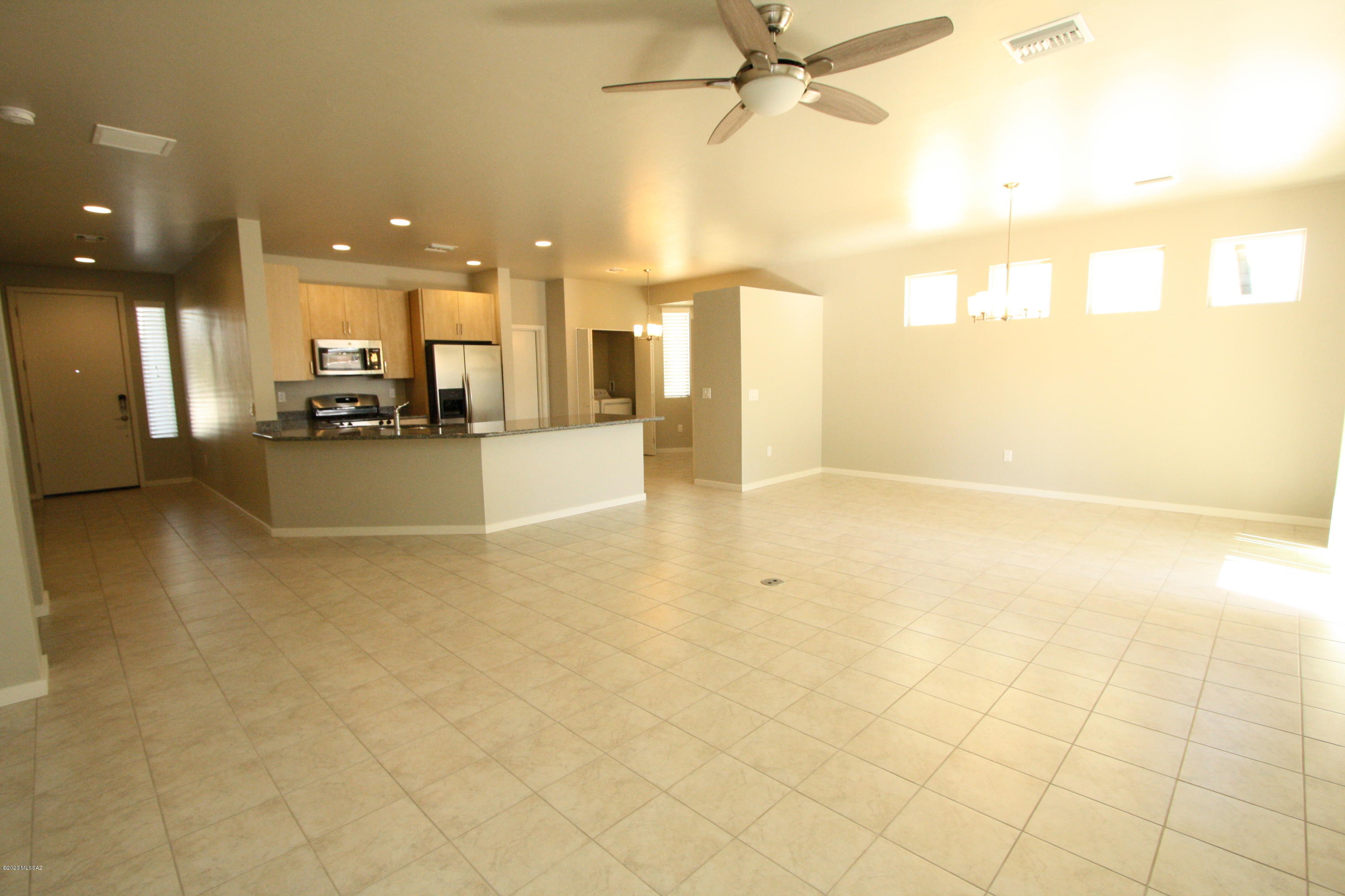 Elementary Place SQ20163230723 - Residential Lease