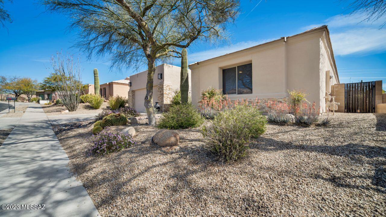 Bluffs At Dove Mountain (1-122) - Residential
