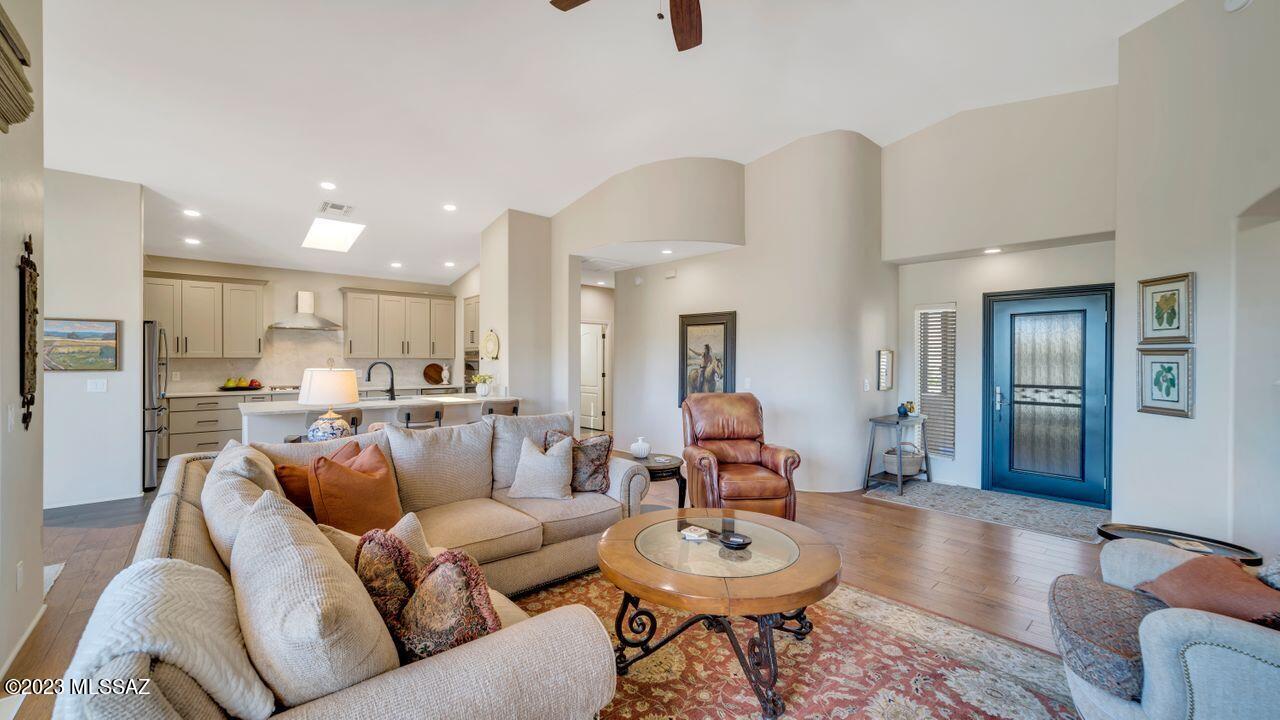 Bluffs At Dove Mountain (1-122) - Residential