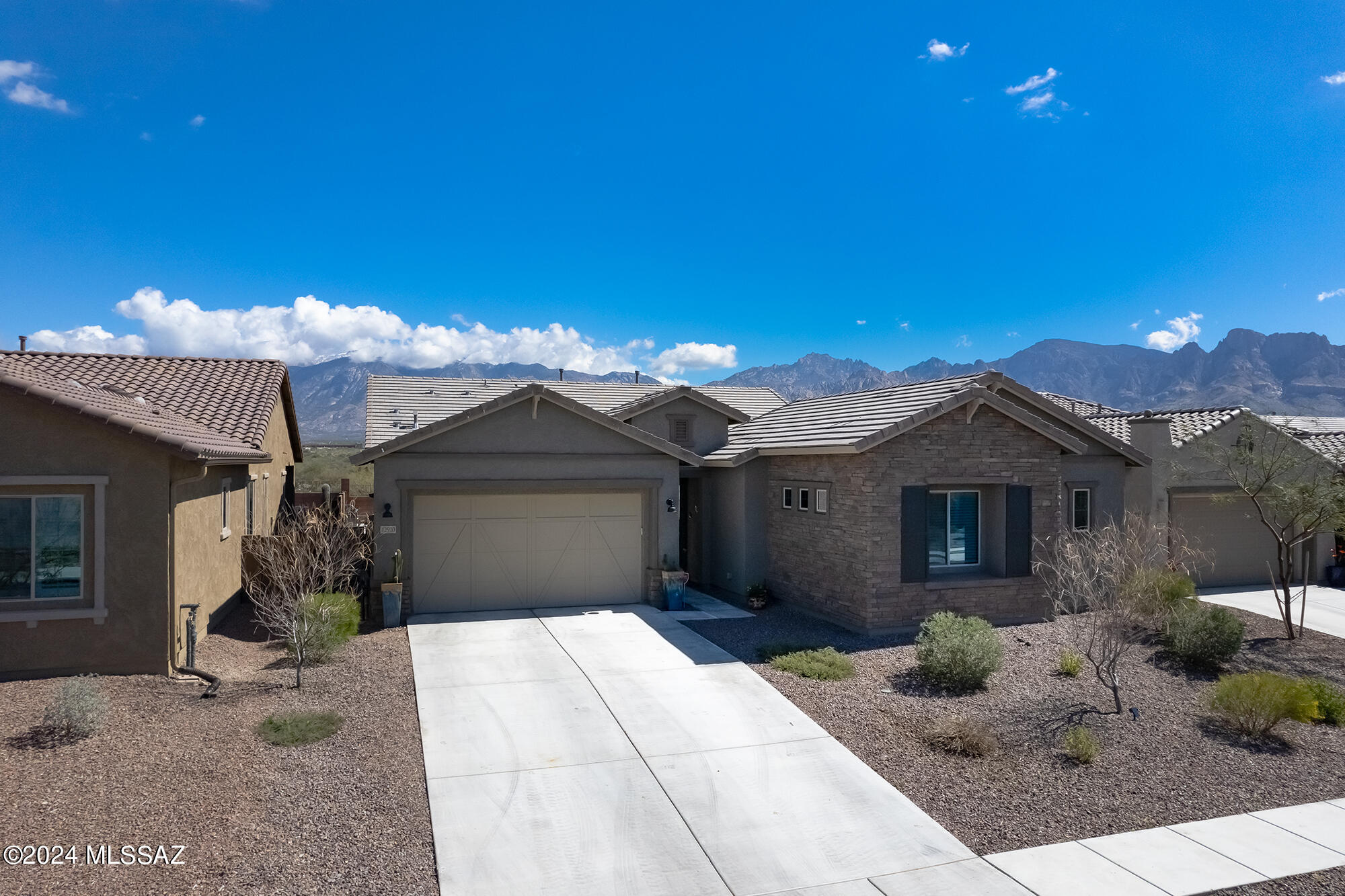 Rancho Vistoso Valley Vista - Residential
