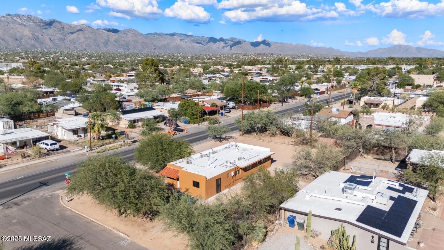 Los Nidos - Land