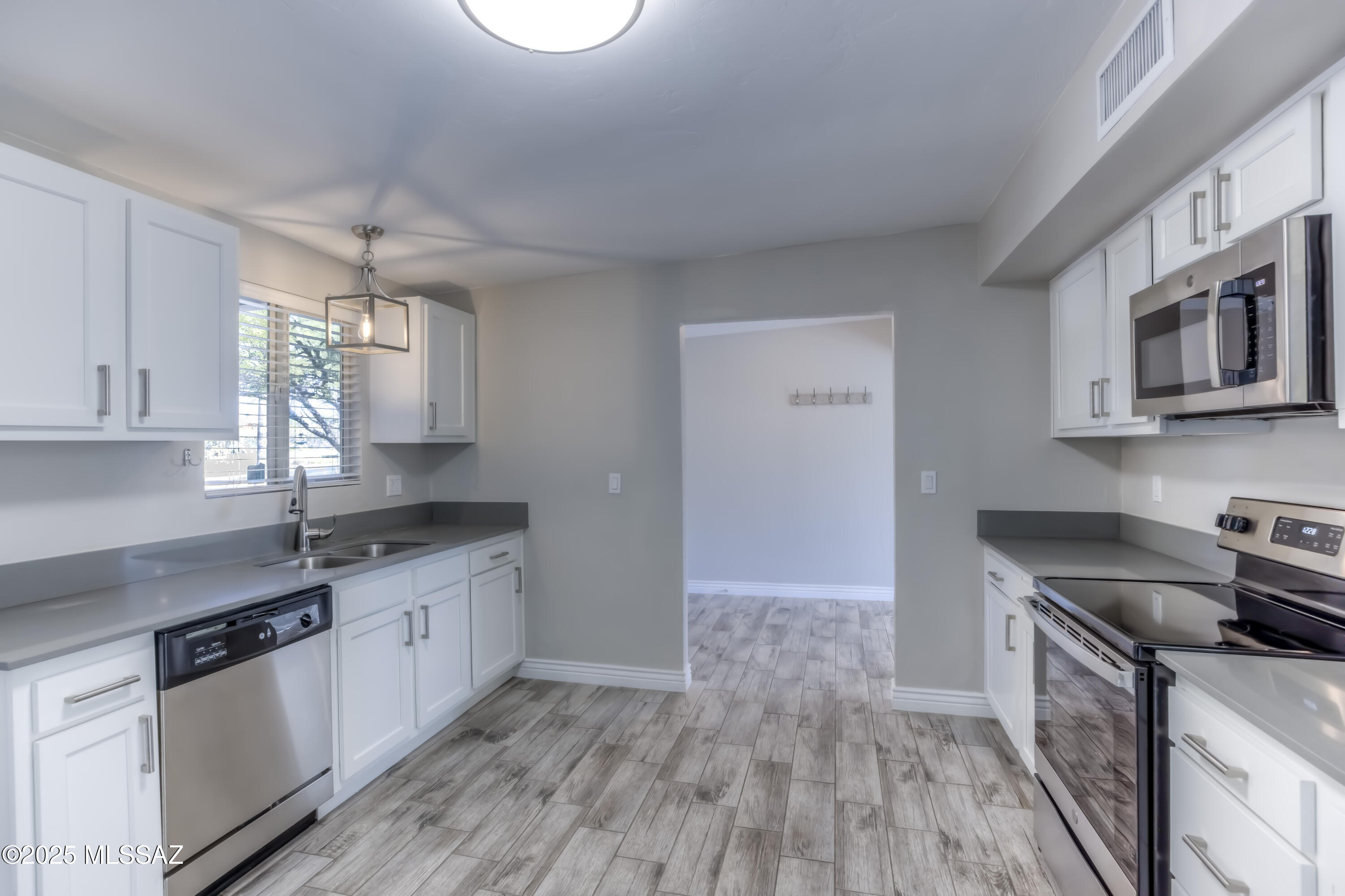 Braewood Terrace (108-182) - Residential