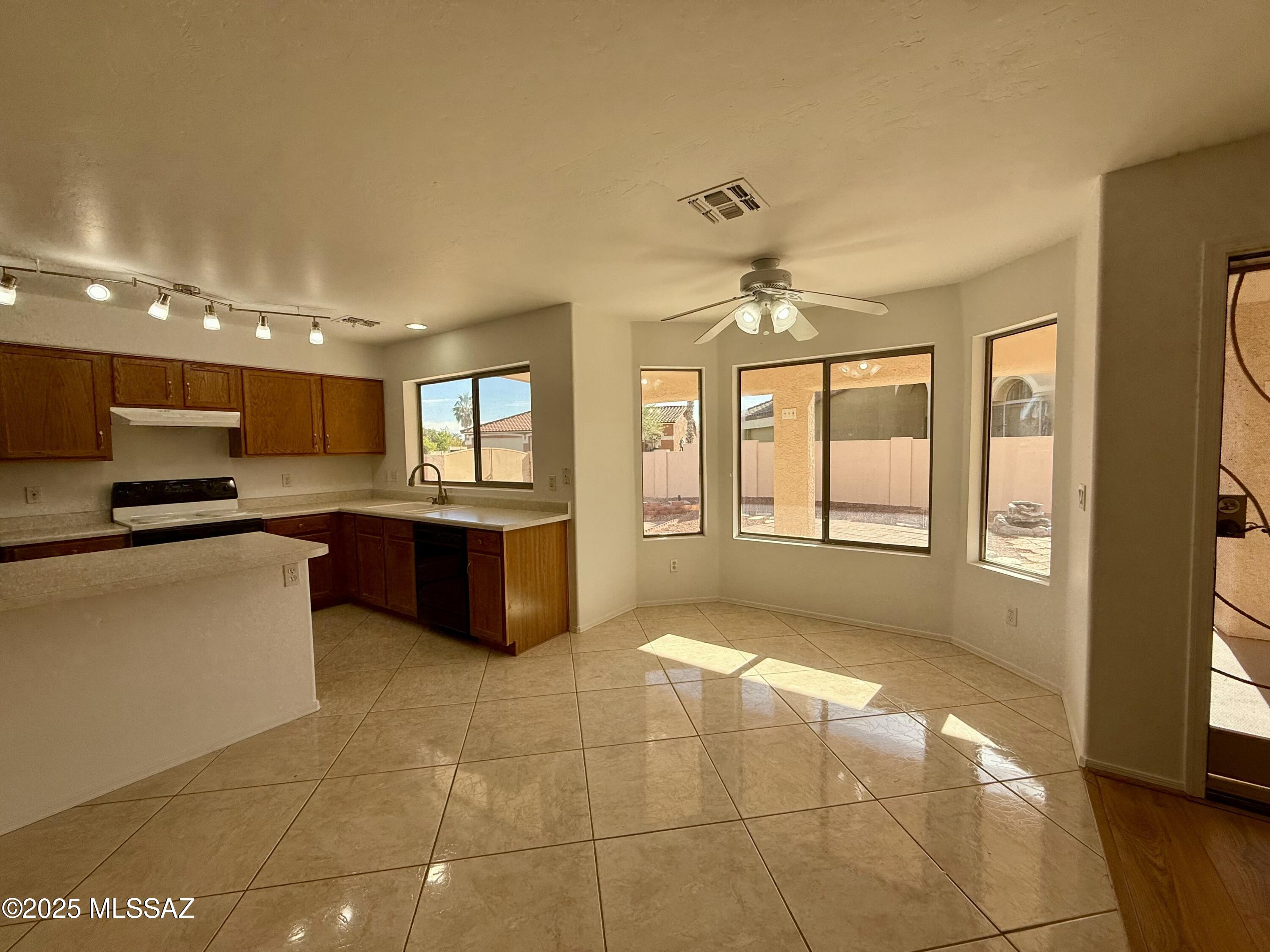 7141 W Deserama Drive