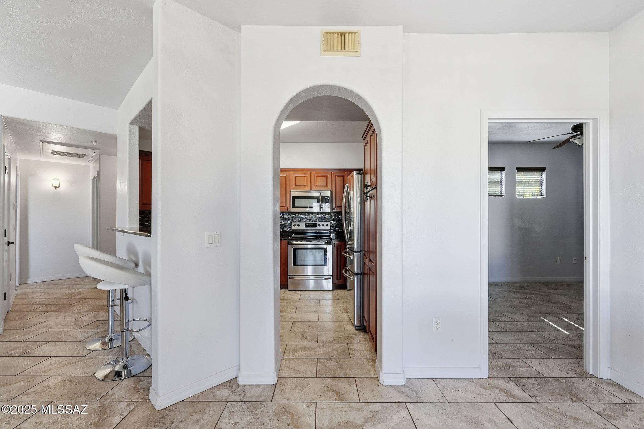 2550 E River Road 1203