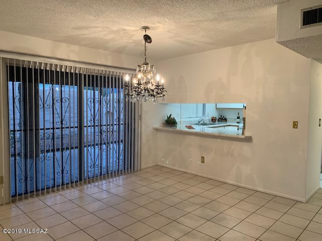 Santiago Villas (1-67) - Residential