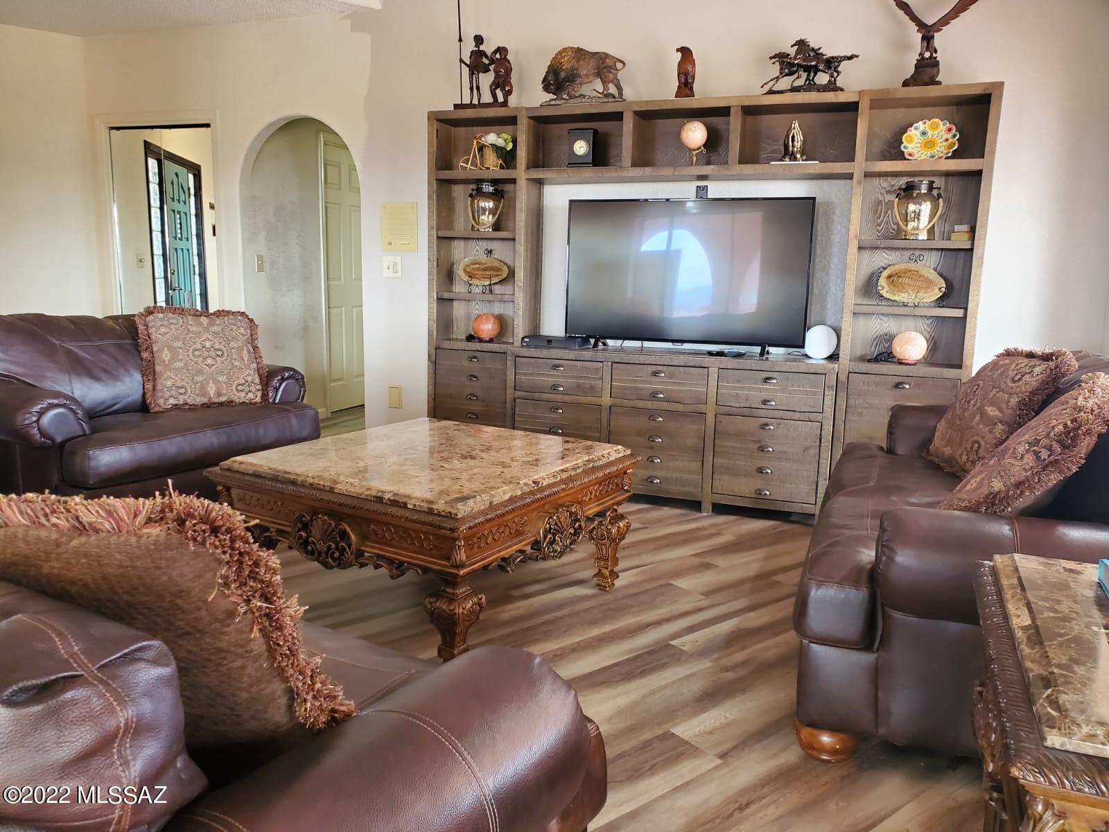 Lake Patagonia Ranch - Residential
