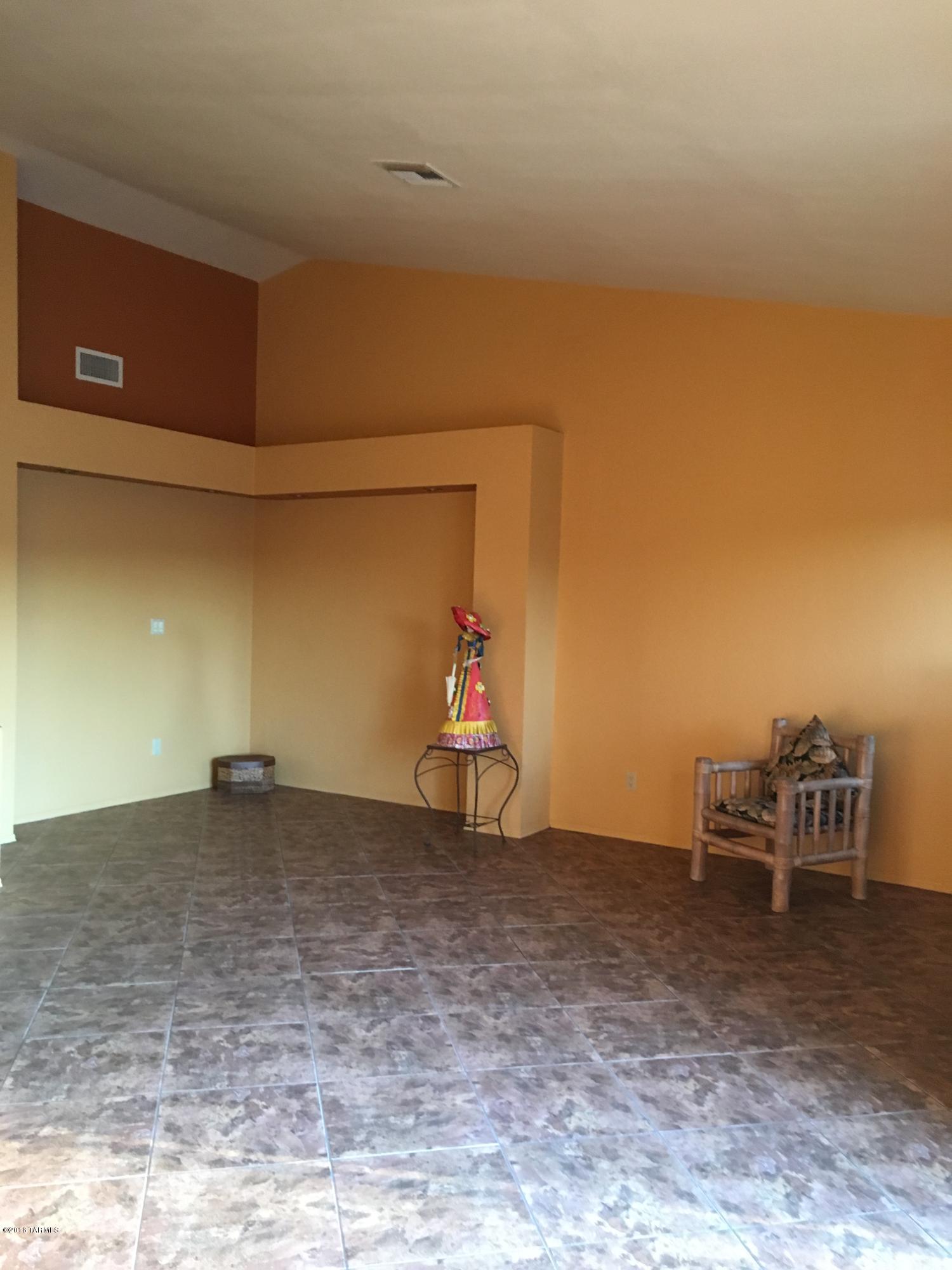 Tucson National Townhomes West II (1-81) - Residential