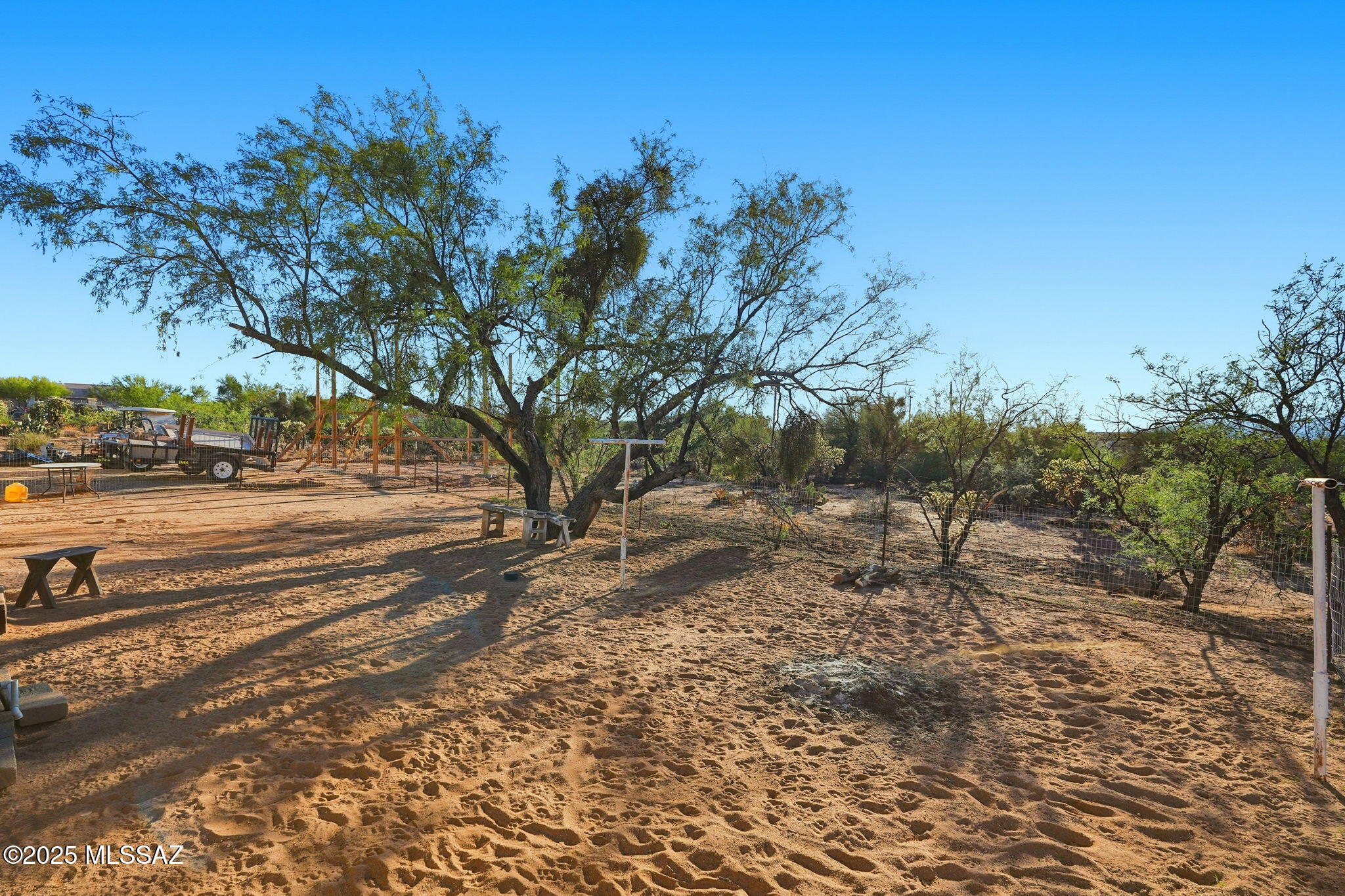 11450 S Cherokee Lane