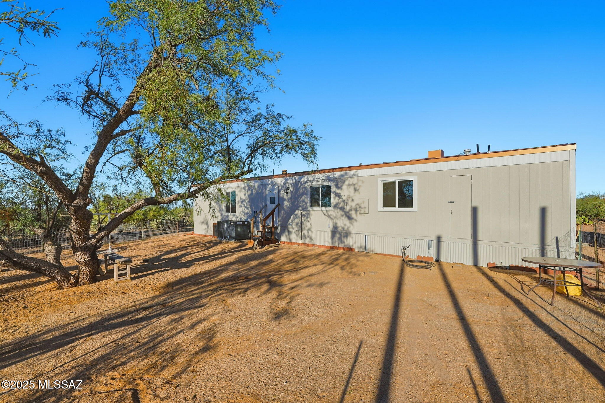 11450 S Cherokee Lane