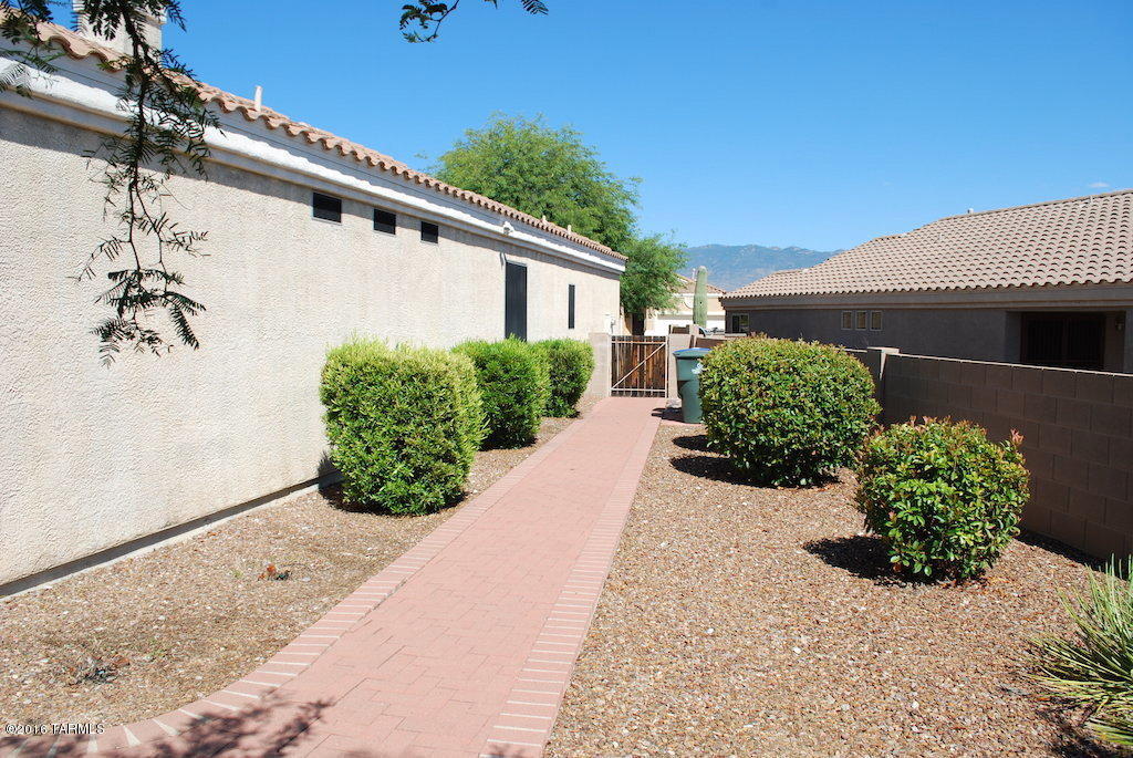 Castle Rock (1-430) - Residential Lease