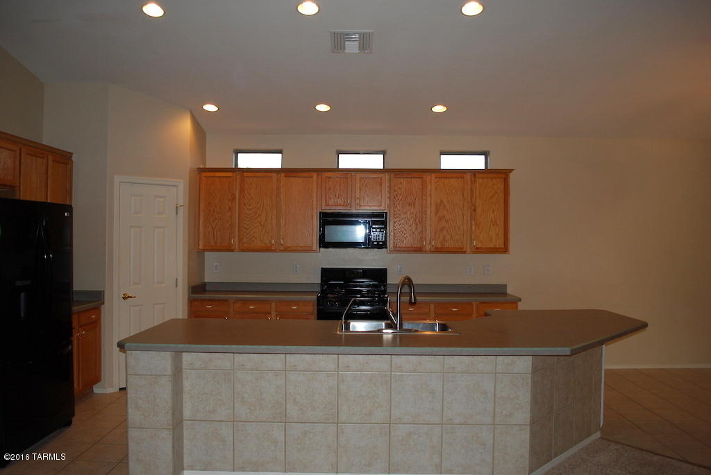 Castle Rock (1-430) - Residential Lease