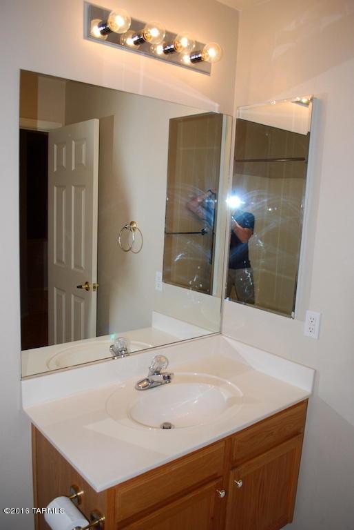 Castle Rock (1-430) - Residential Lease