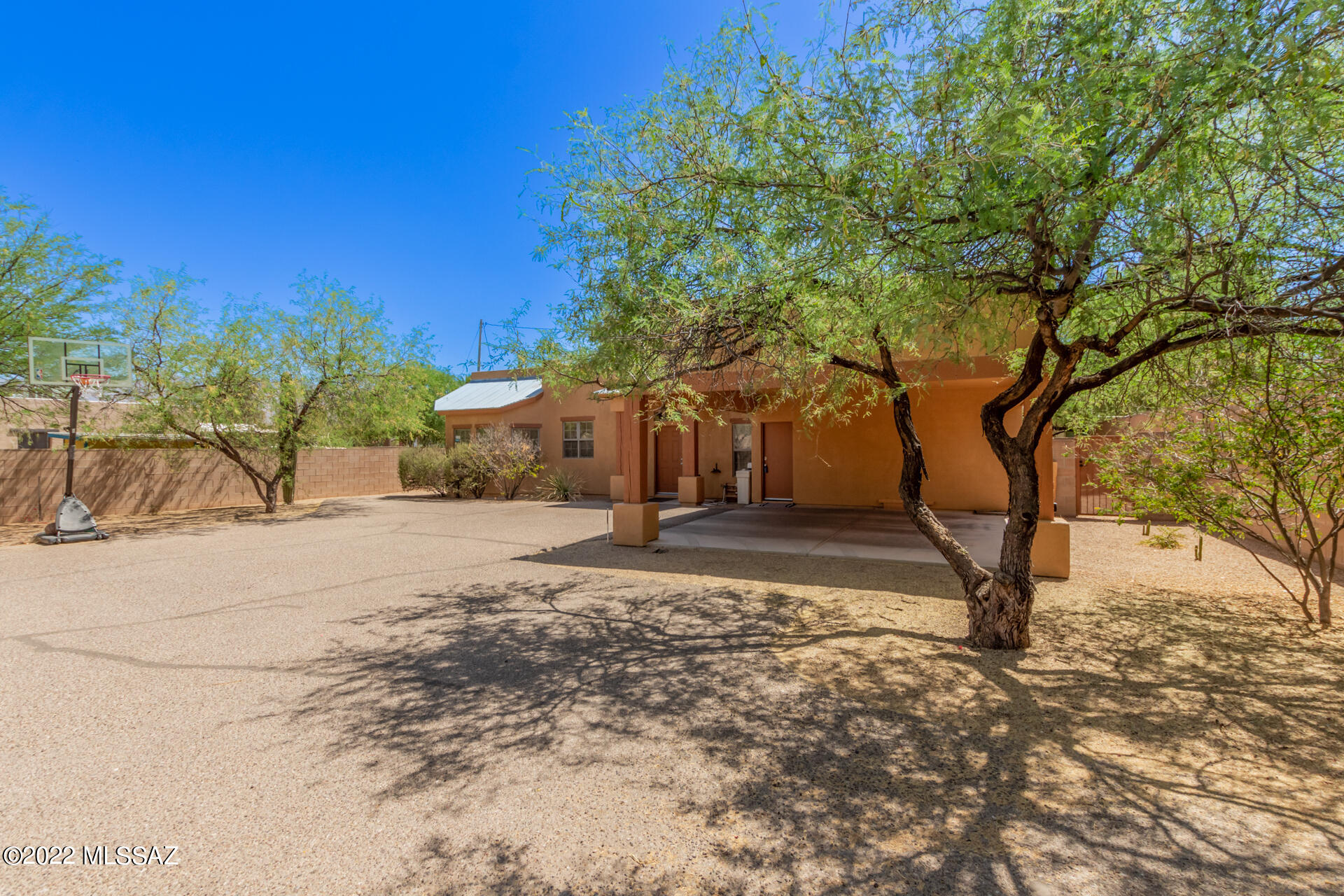Catalina Poultry Acres NO 2 - Residential